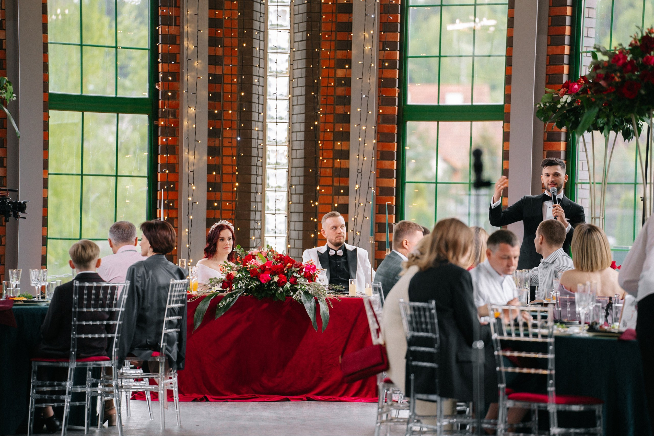 Свадебная фотосессия в Loft «Manhattan» в Пучково. Свадебный фотограф в Пучково