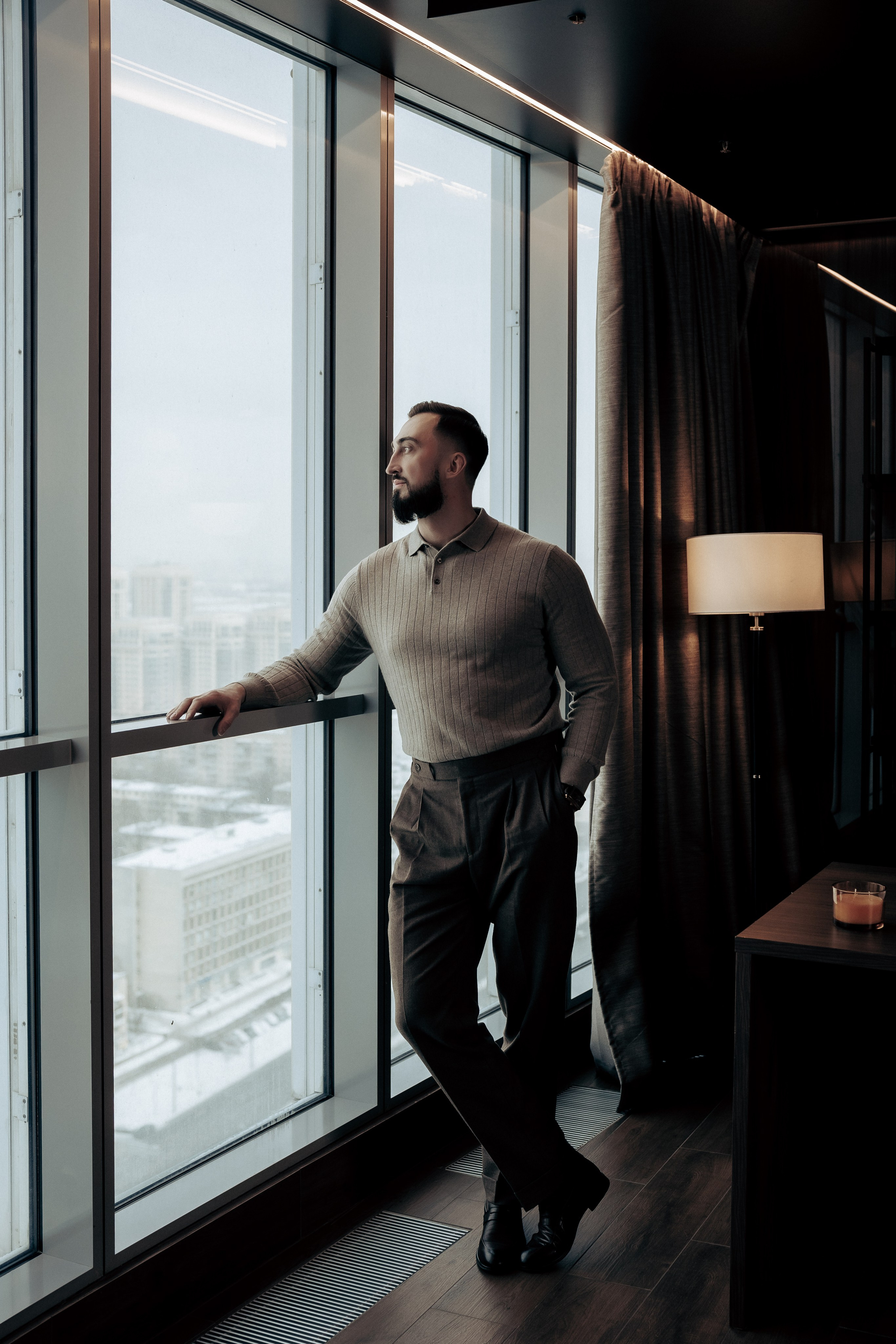 Мужская фотосессия в фотостудии Art-Place Faktura. Профессиональный фотограф в Санкт-Петербурге Александр Волосенцев