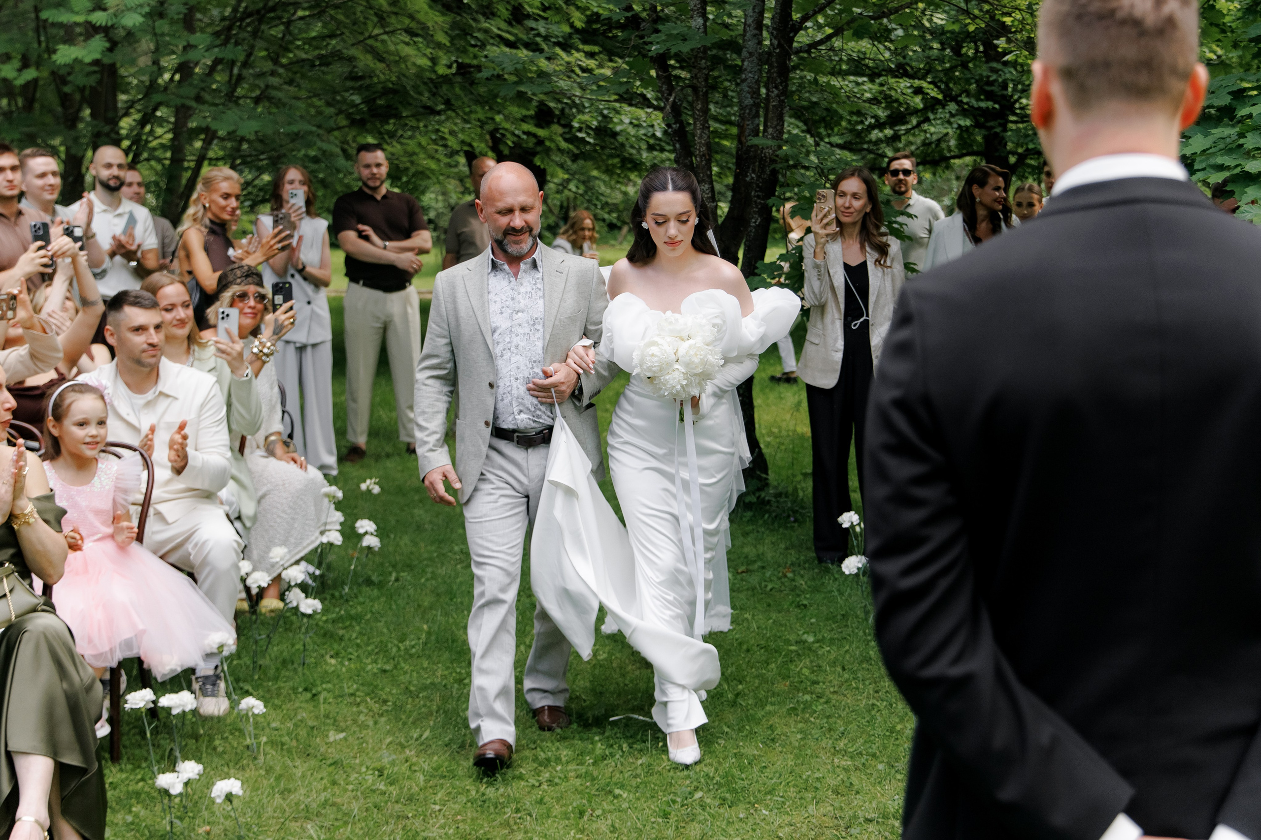 Свадьба в Ярославле — серия усадьба Орешки, выездная регистрация, свадьба на природе | Портфолио. Свадебный фотограф в Москве, Ярославле Виталий Квант