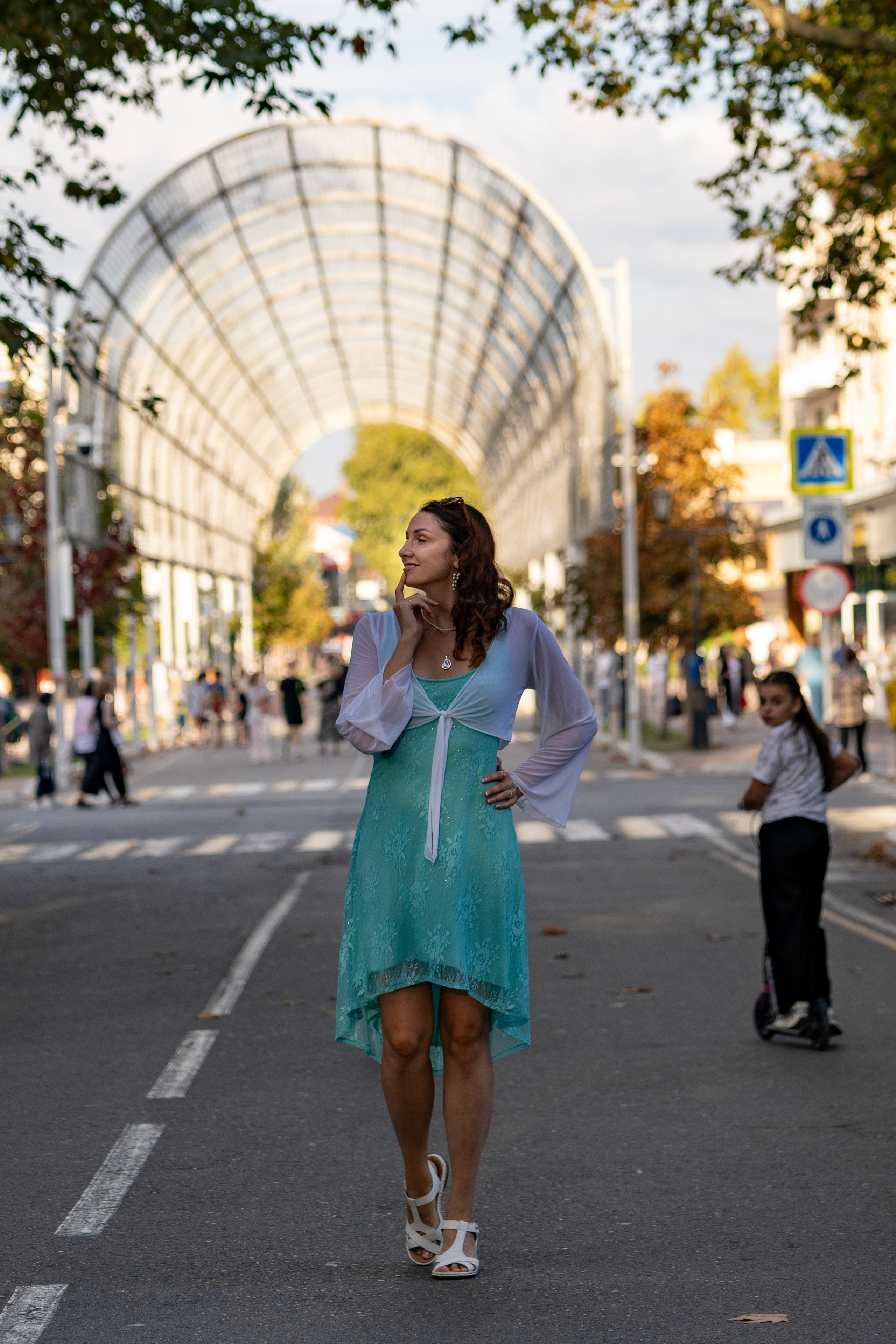 Осенняя фотоссесия по центру Анапы. Семейный и детский фотограф Екатерина Черняева. Снимаю портреты, love story, фотопрогулки, работаю на улице, в кафе, студии, дома у клиента