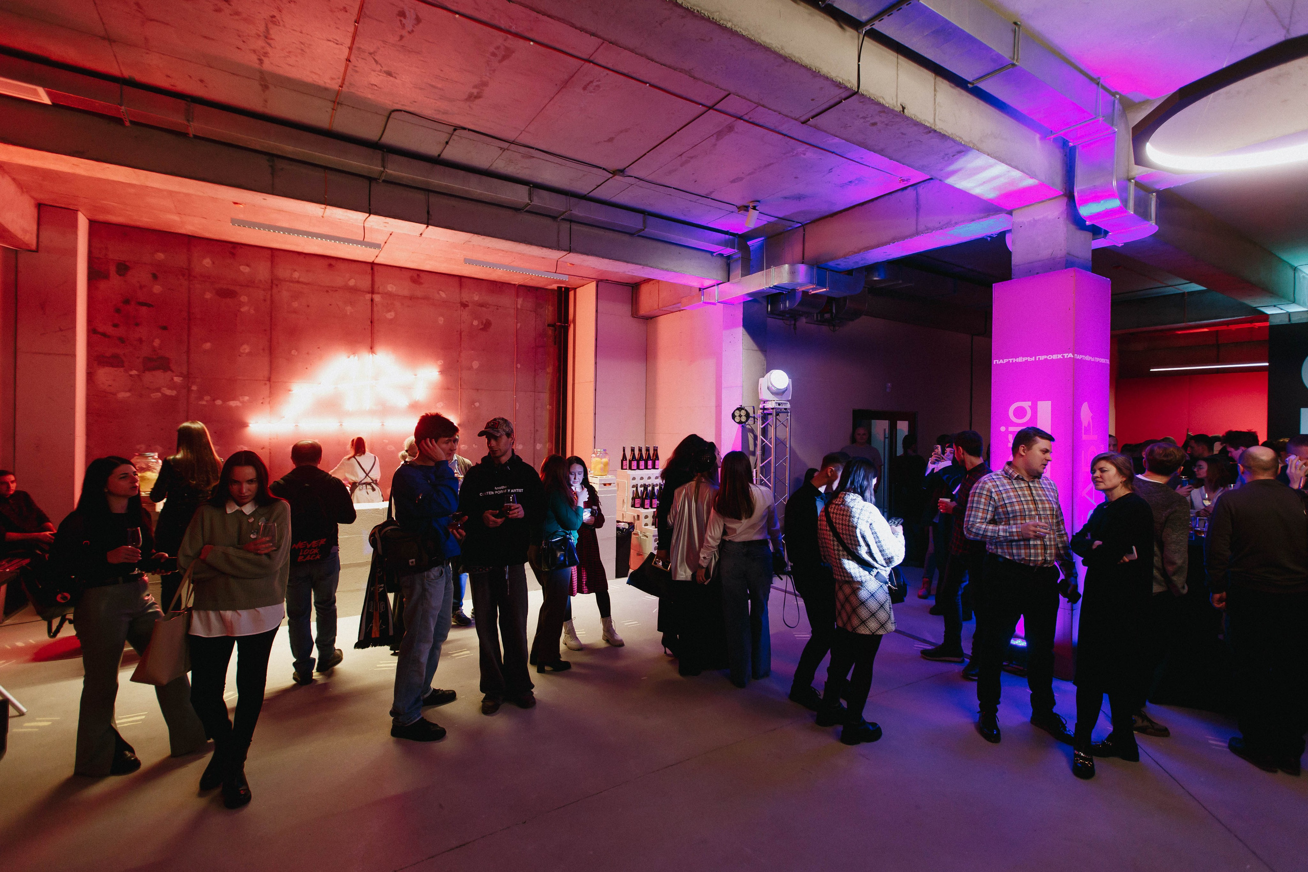 Открытие выставки предметного дизайна ART LINE. Фотограф Иркутск Антипин Сергей