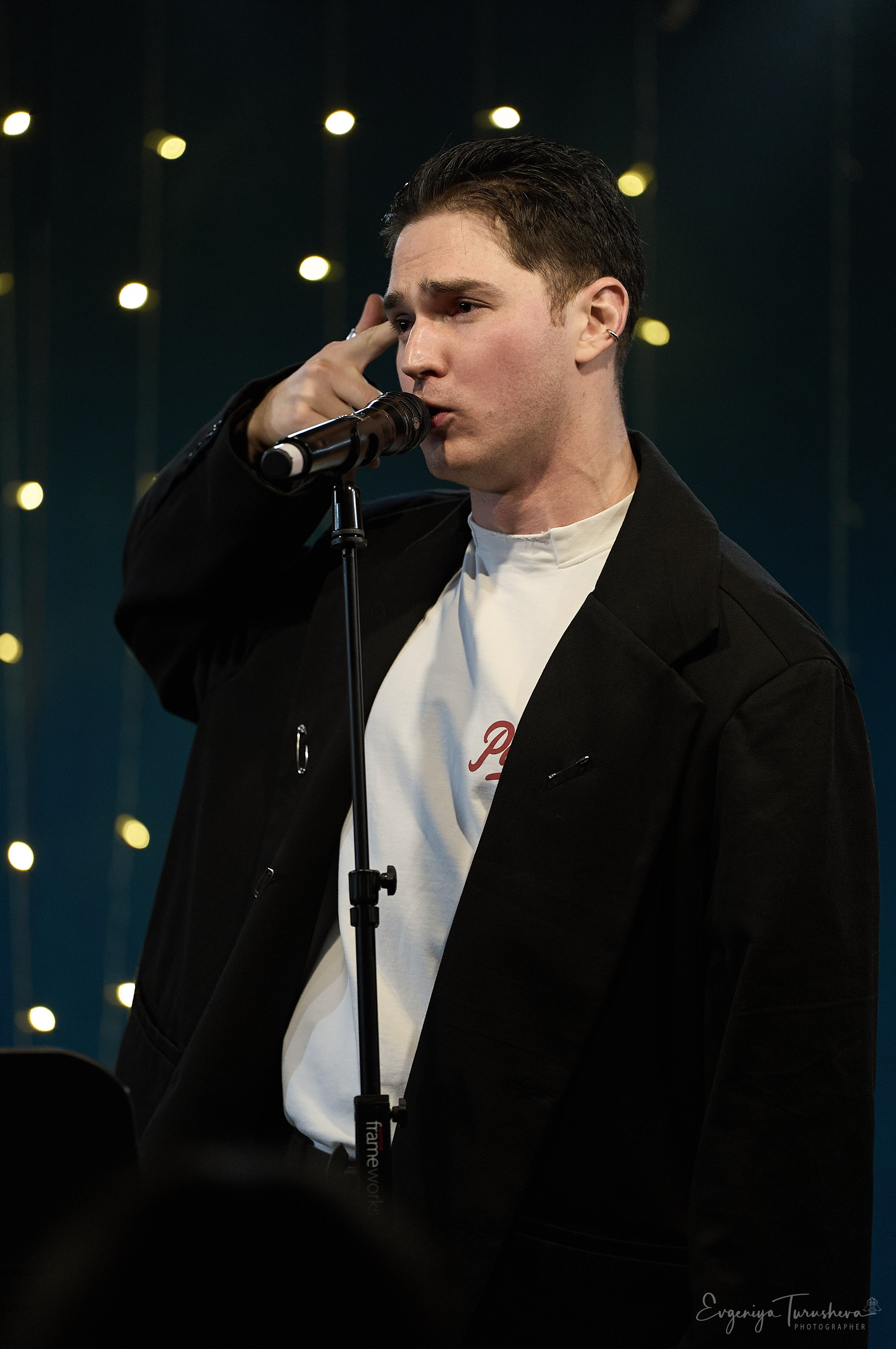 Каша без топора | 16.02.2026 | Сольный концерт Александра Казакова. Фотограф Евгения Турушева