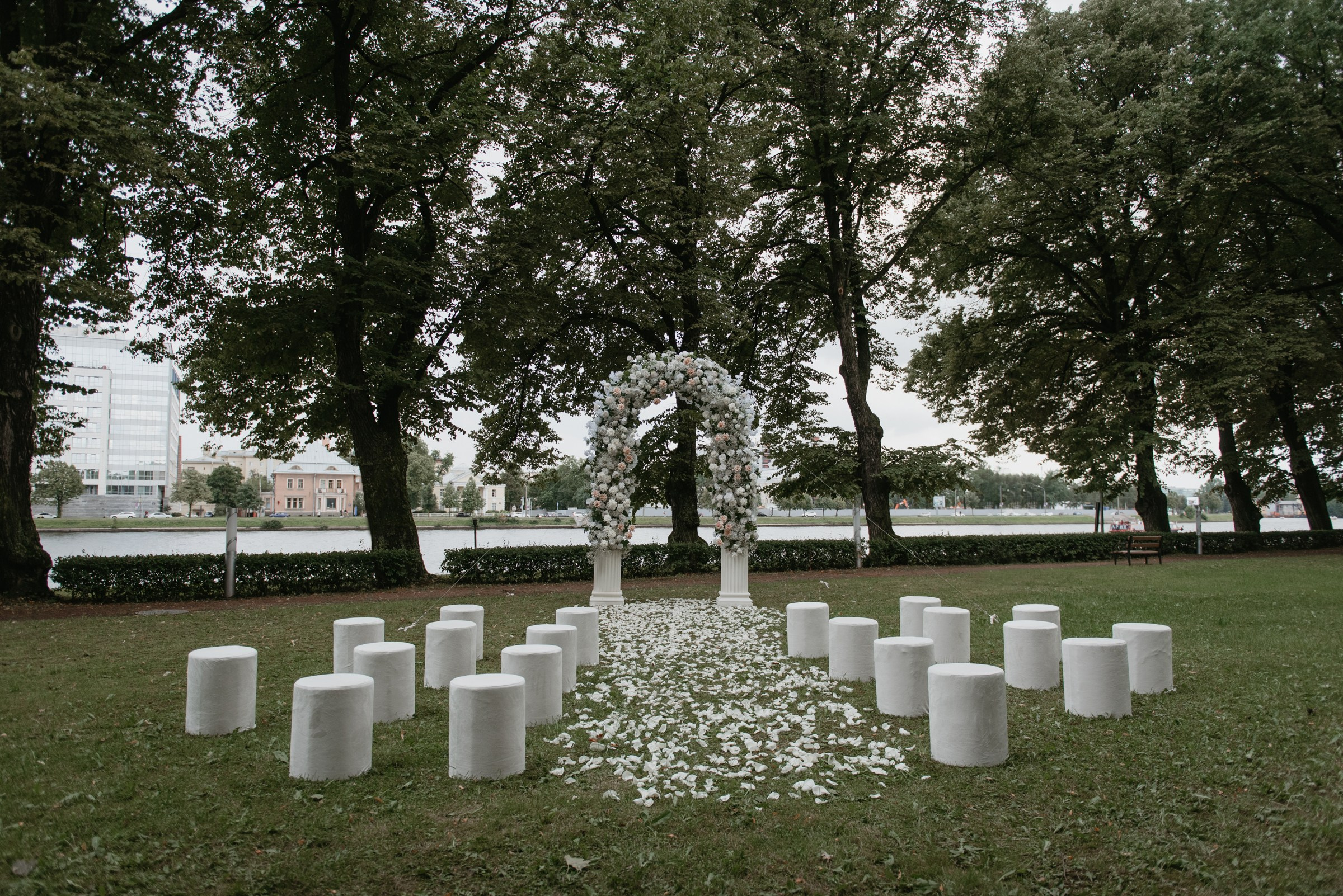 выездная регистрация в резиденции К2