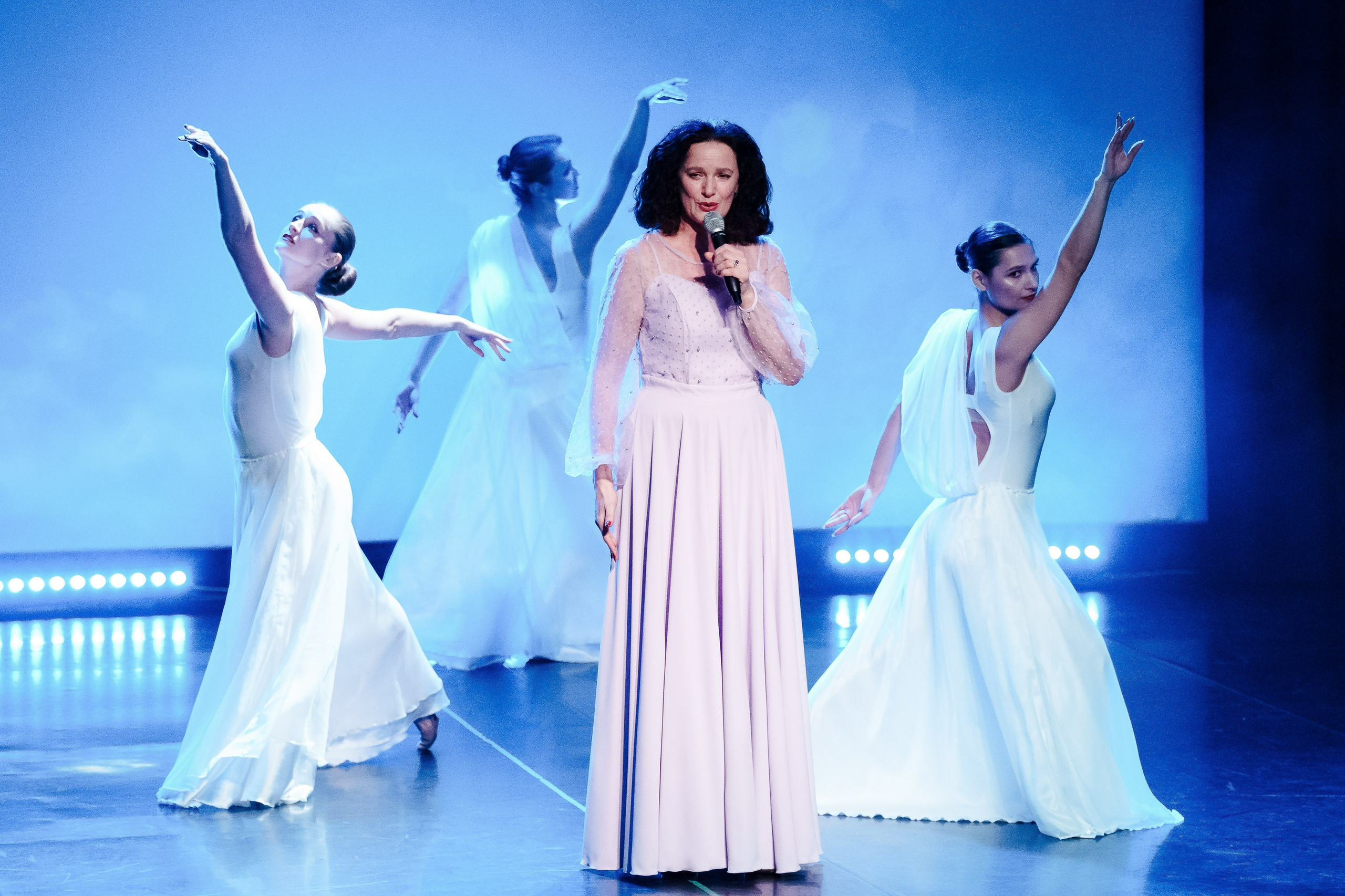 Концерт к 8 марта в Театре Ростова Великого. Репортажный фотограф Сергей Сажин г. Ярославль