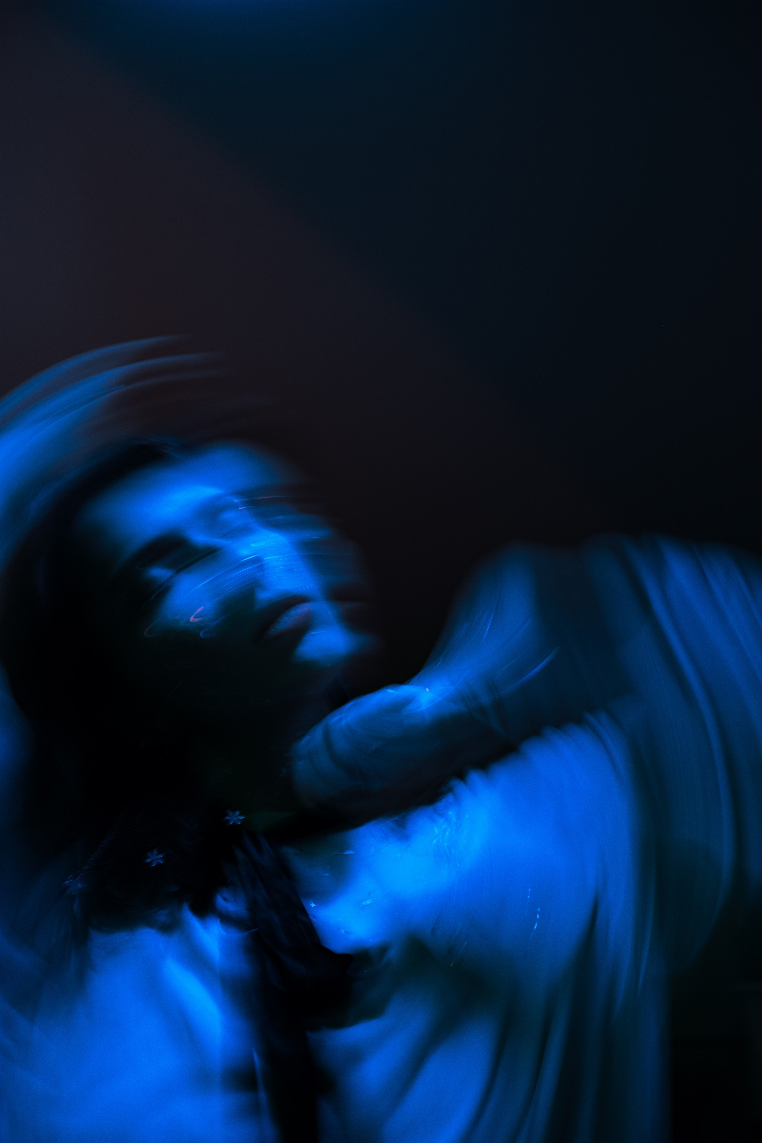 Ann blue. LIYALEE PHOTO