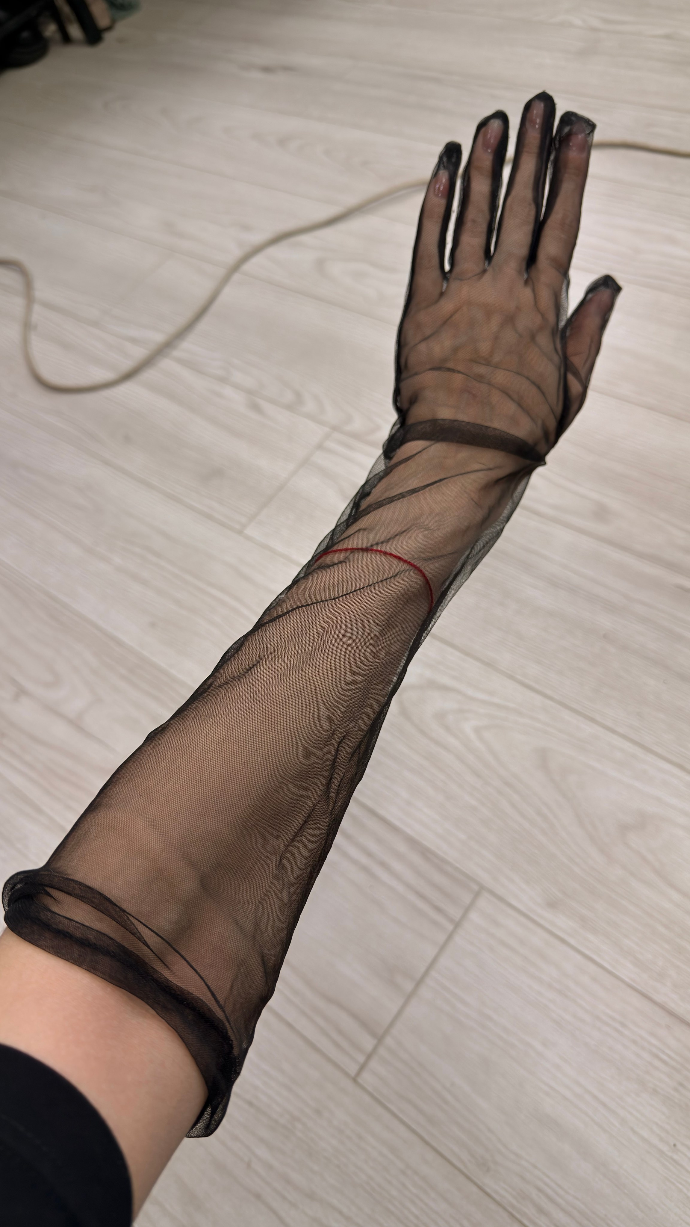 Перчатки в аренду. Аренда костюмов, платьев и реквизита для фотосессий на Камчатке