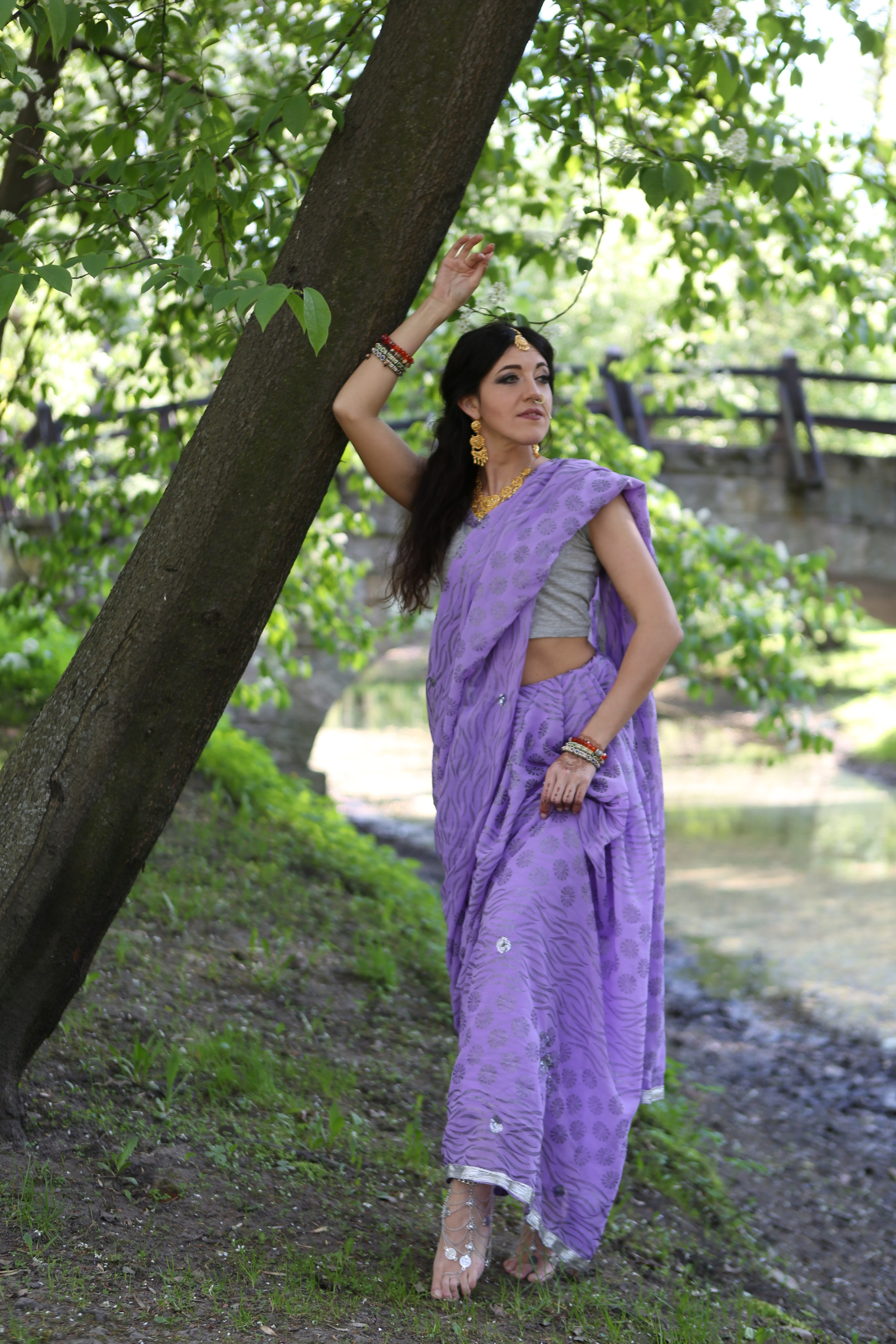 Прогулка в сари. Фотограф в Санкт-Петербурге. Индивидуальная съемка и фотопрогулки