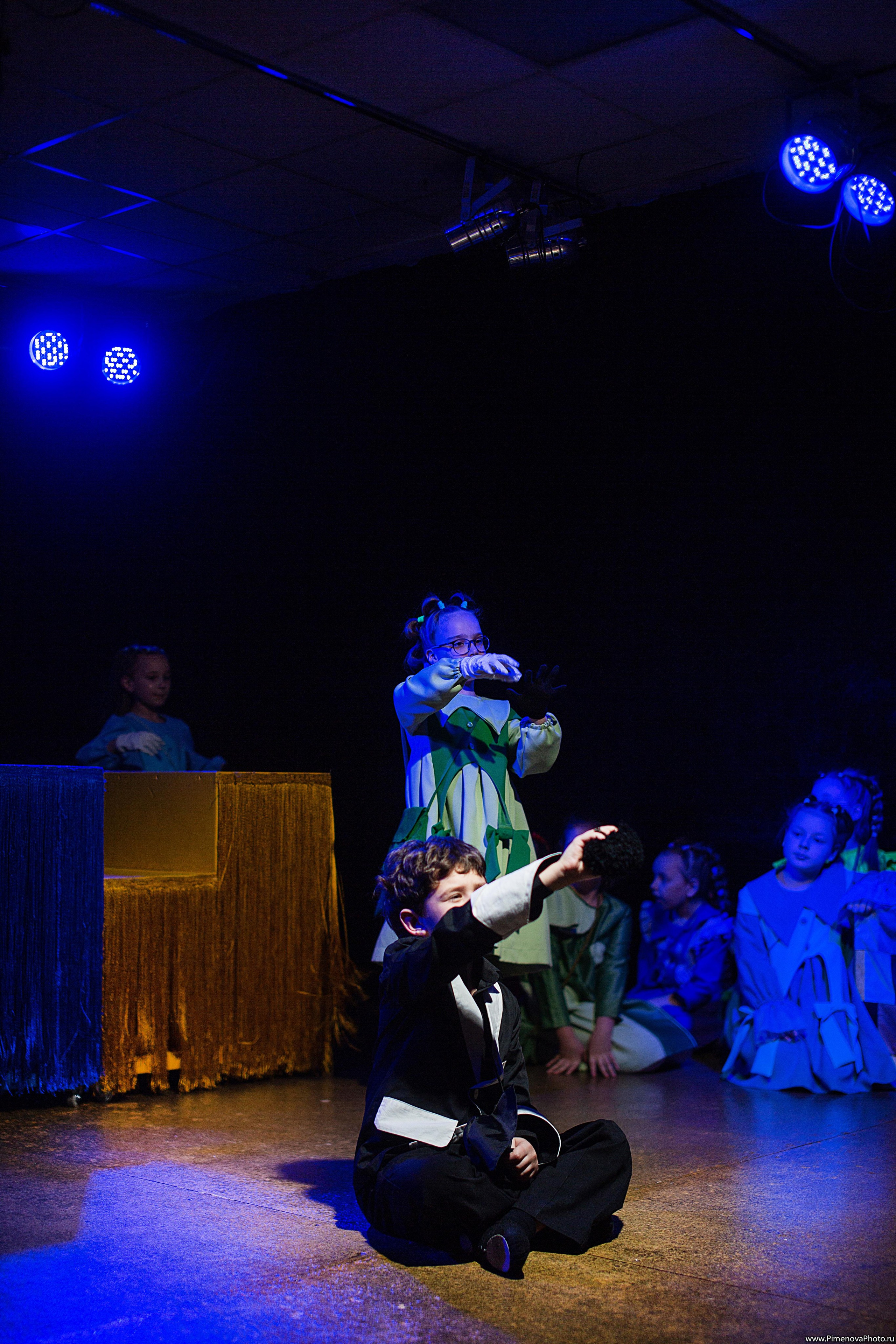 Карандаши «Театрум» ДТЦ, февраль. Семейный и детский фотограф в Петрозаводске