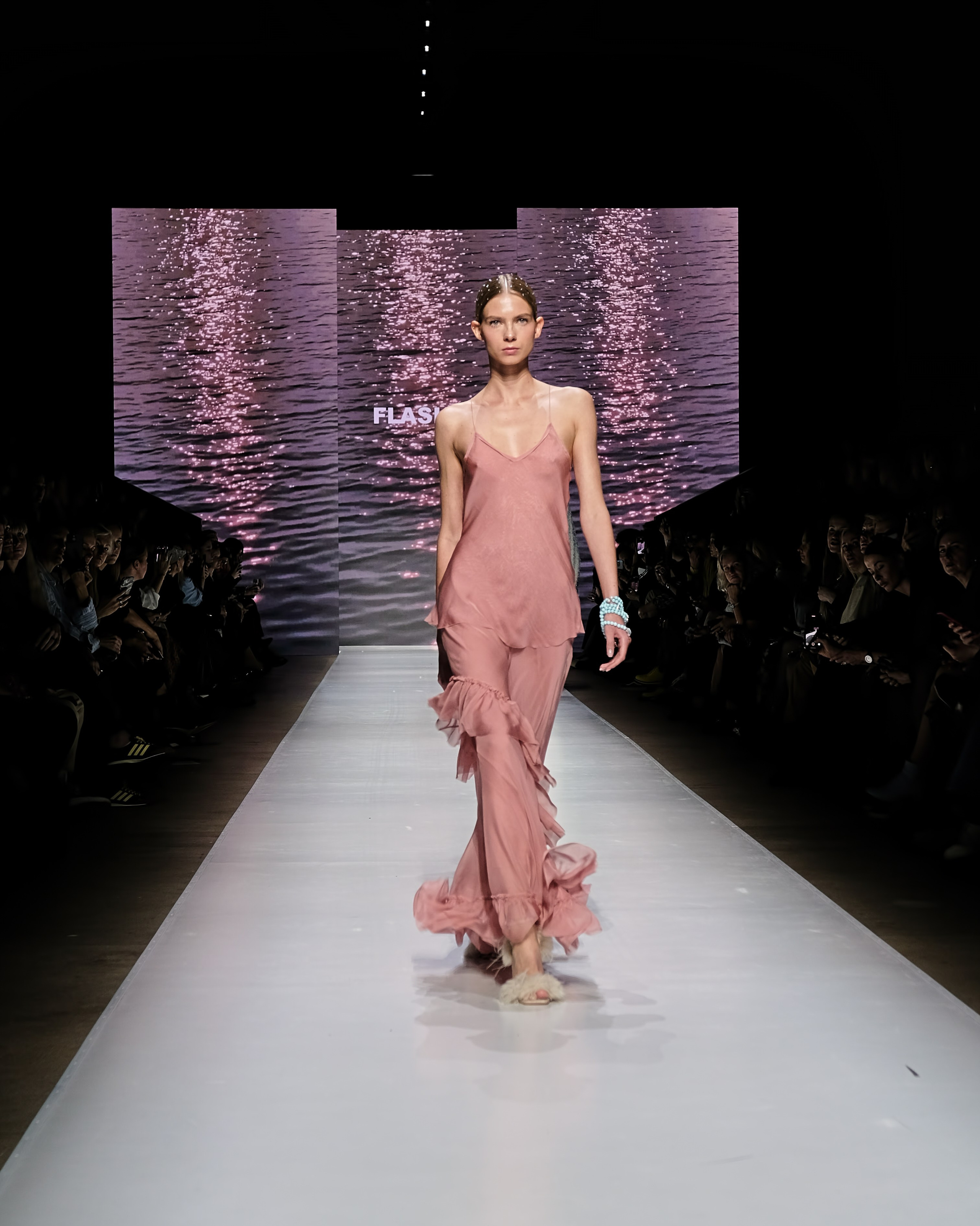 Moscow Fashion Week. Коммерческий, репортажный фотограф в Москве Лейла Мару