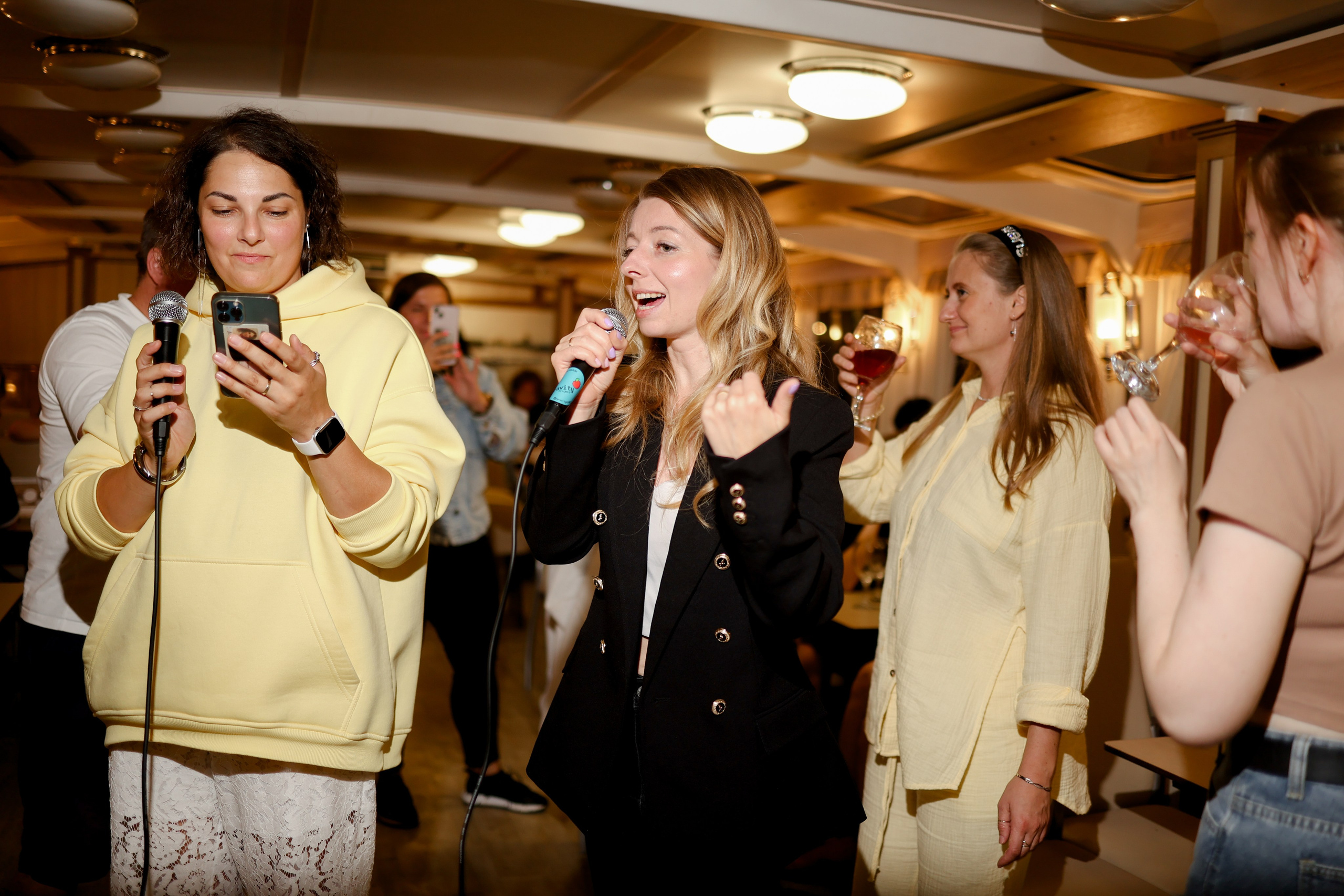 Gravity Project круизы. Репортажный и портретный фотограф в Санктпетербурге. Видиосъемка мероприятий в Санкт-Петербурге