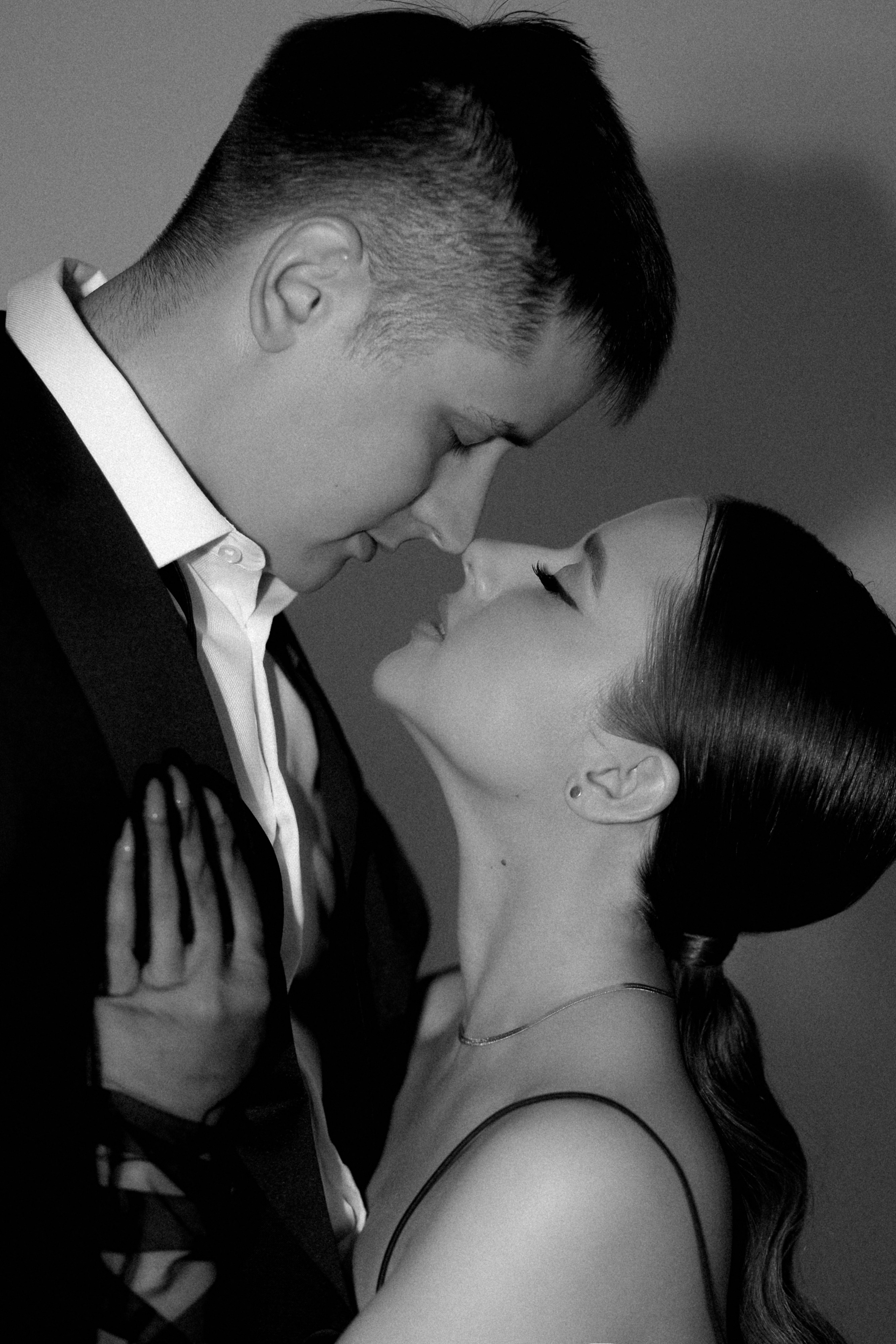 ЛАВ СТОРИ С ПРОЕКТОРОМ. Свадебный и индивидуальный фотограф в Челябинске Евгения Негодяева