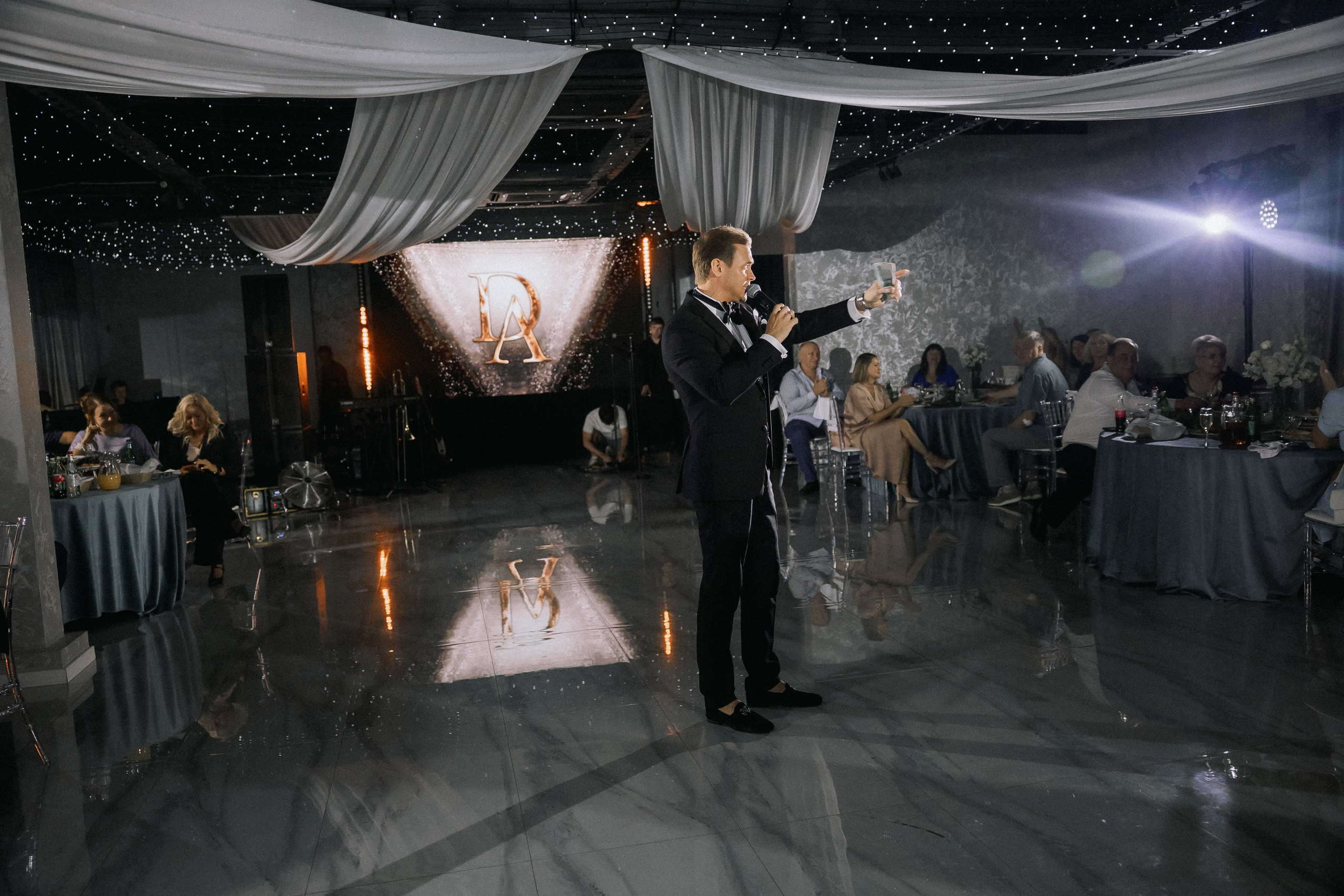 Даниил и Алина. Вечер любви. Свадебная фотография. Арина Рубах