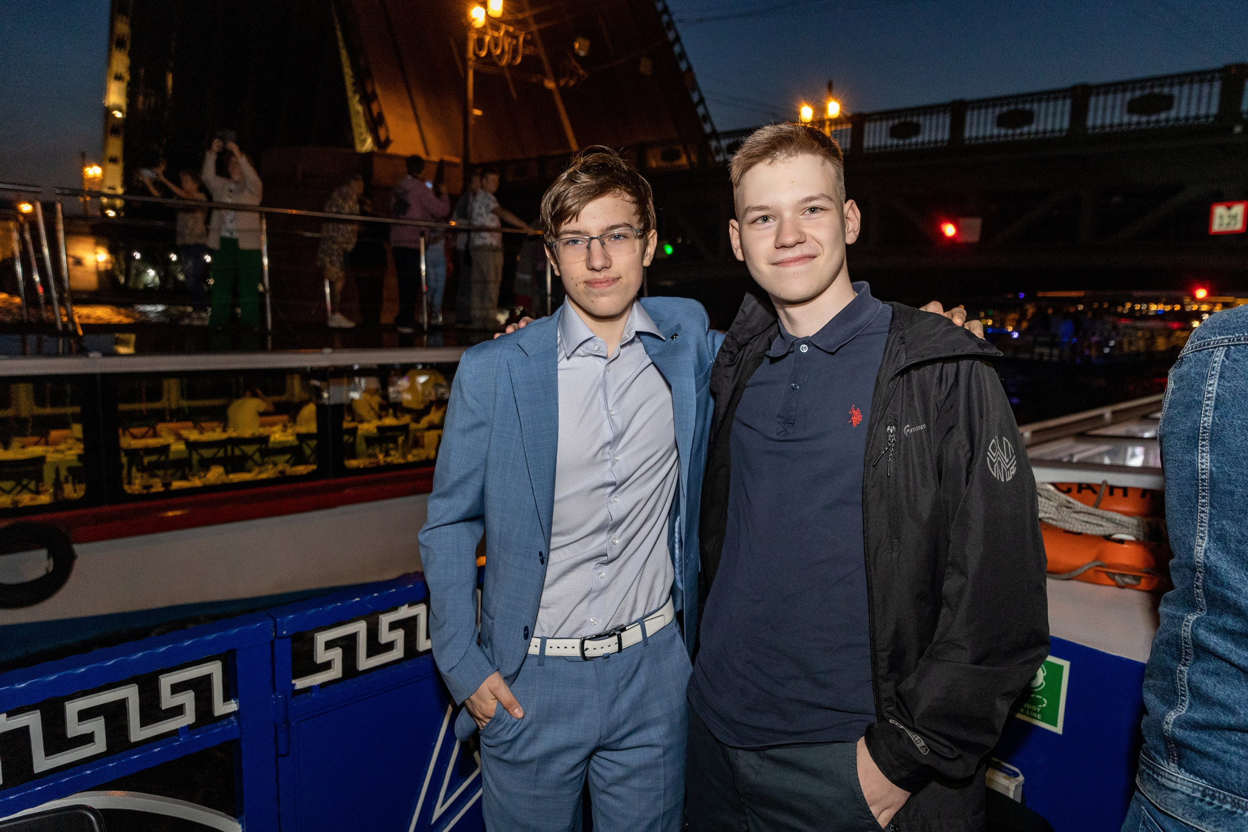 Выпускной на караблике 9 класс. Фотограф в Санкт-Петербурге Закута Ольга