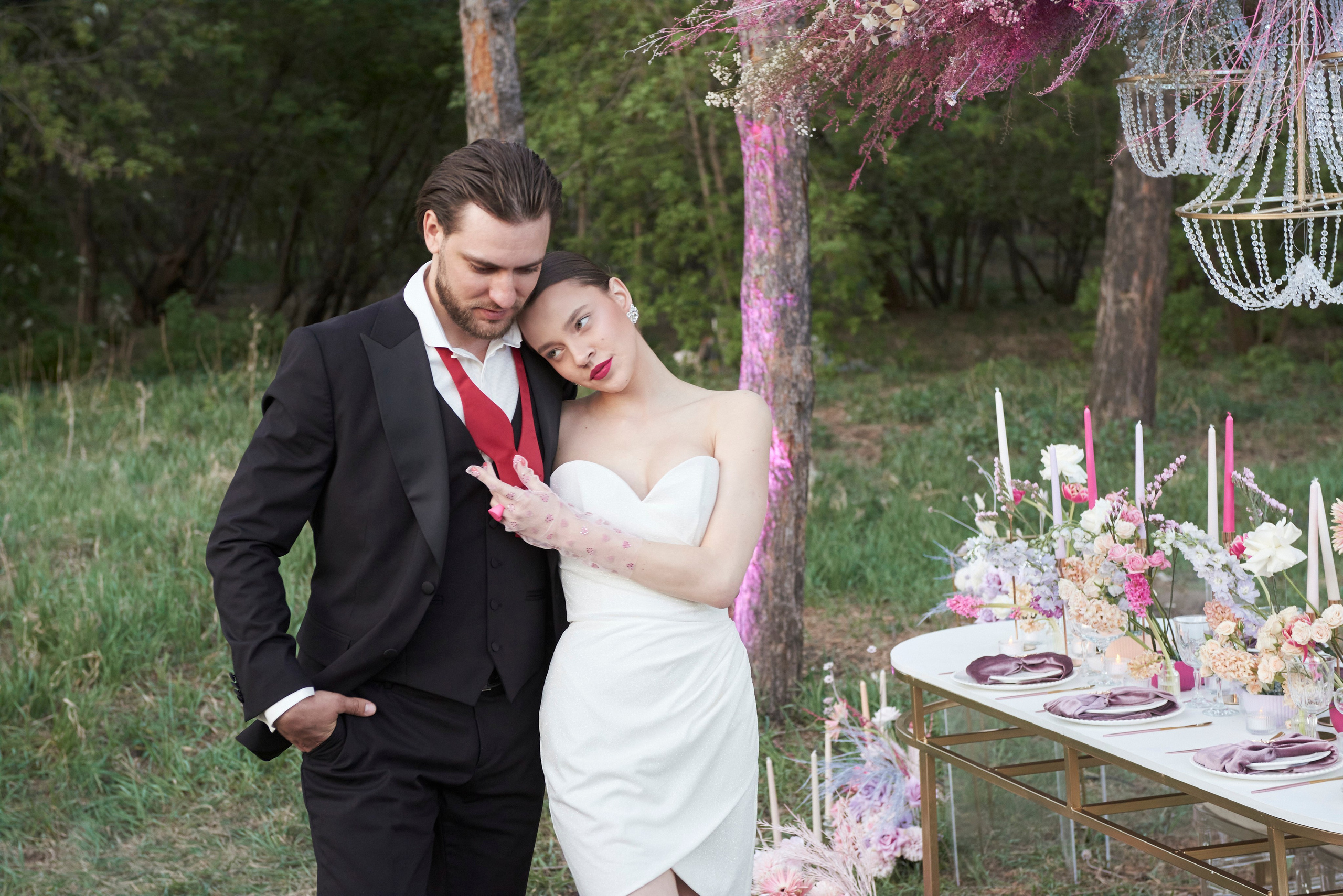 Свадебные фотографии Бориса и Дарьи на природе