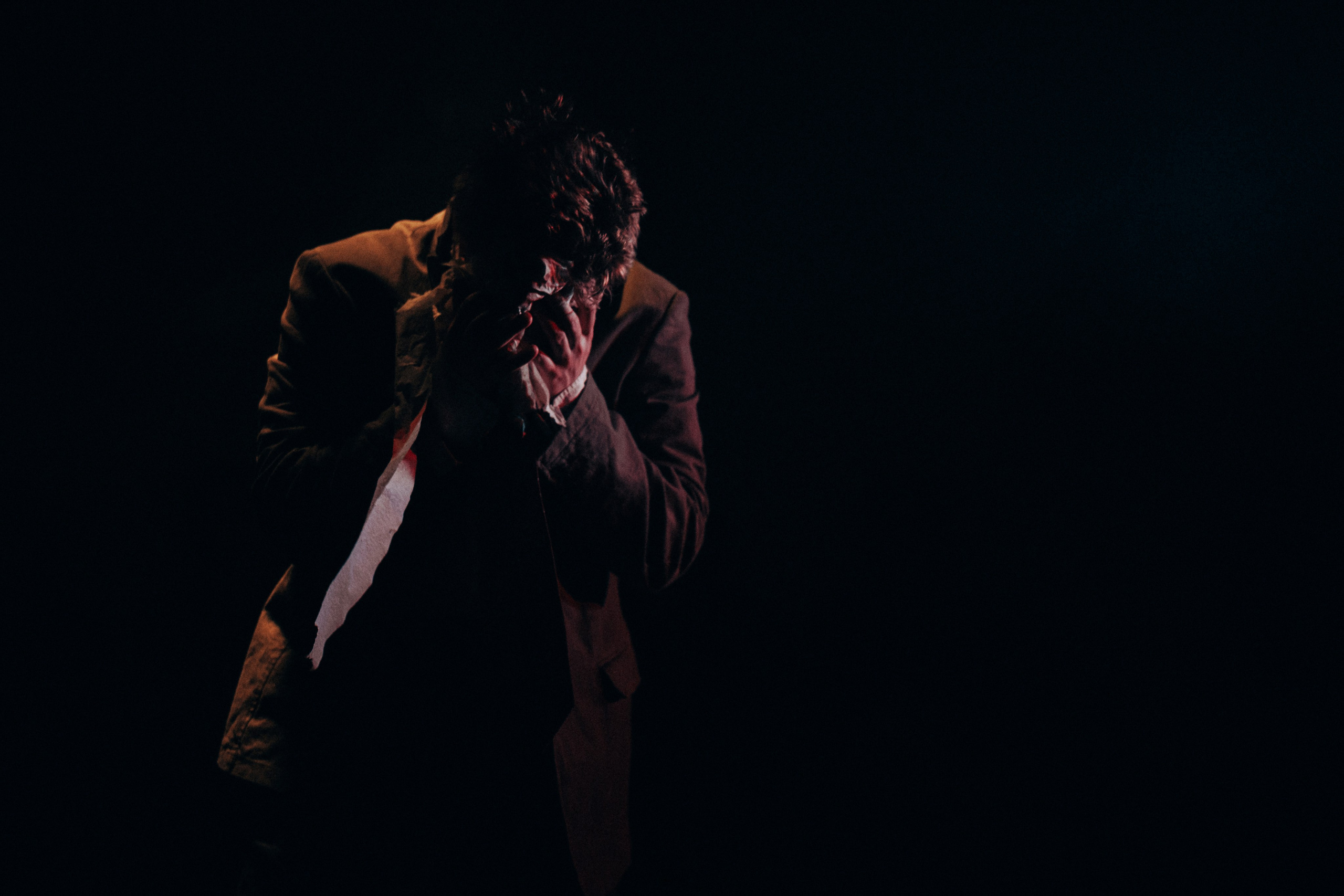 «Продаются детские ботиночки, неношенные». Профессиональный фотограф в Санкт-Петербурге Александр Волосенцев