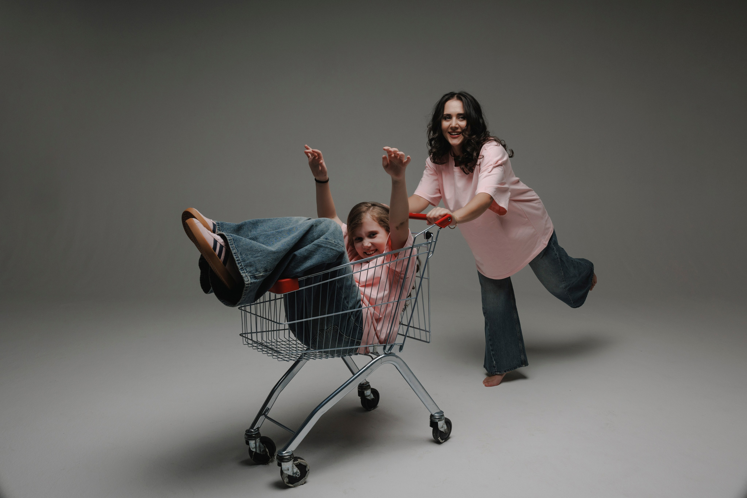 Женская фотосессия в минимализме. Профессиональный фотограф в Санкт-Петербурге Александр Волосенцев