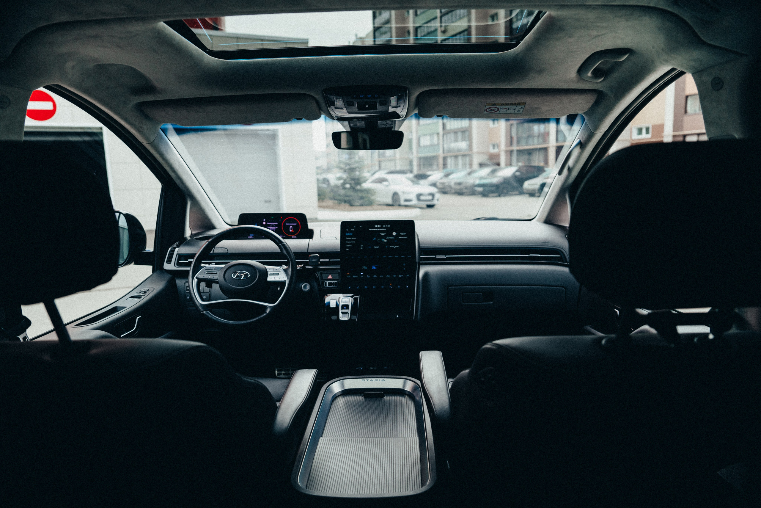 Hyundai Staria. Идеальные портреты для соцсетей — Фотограф Ленар