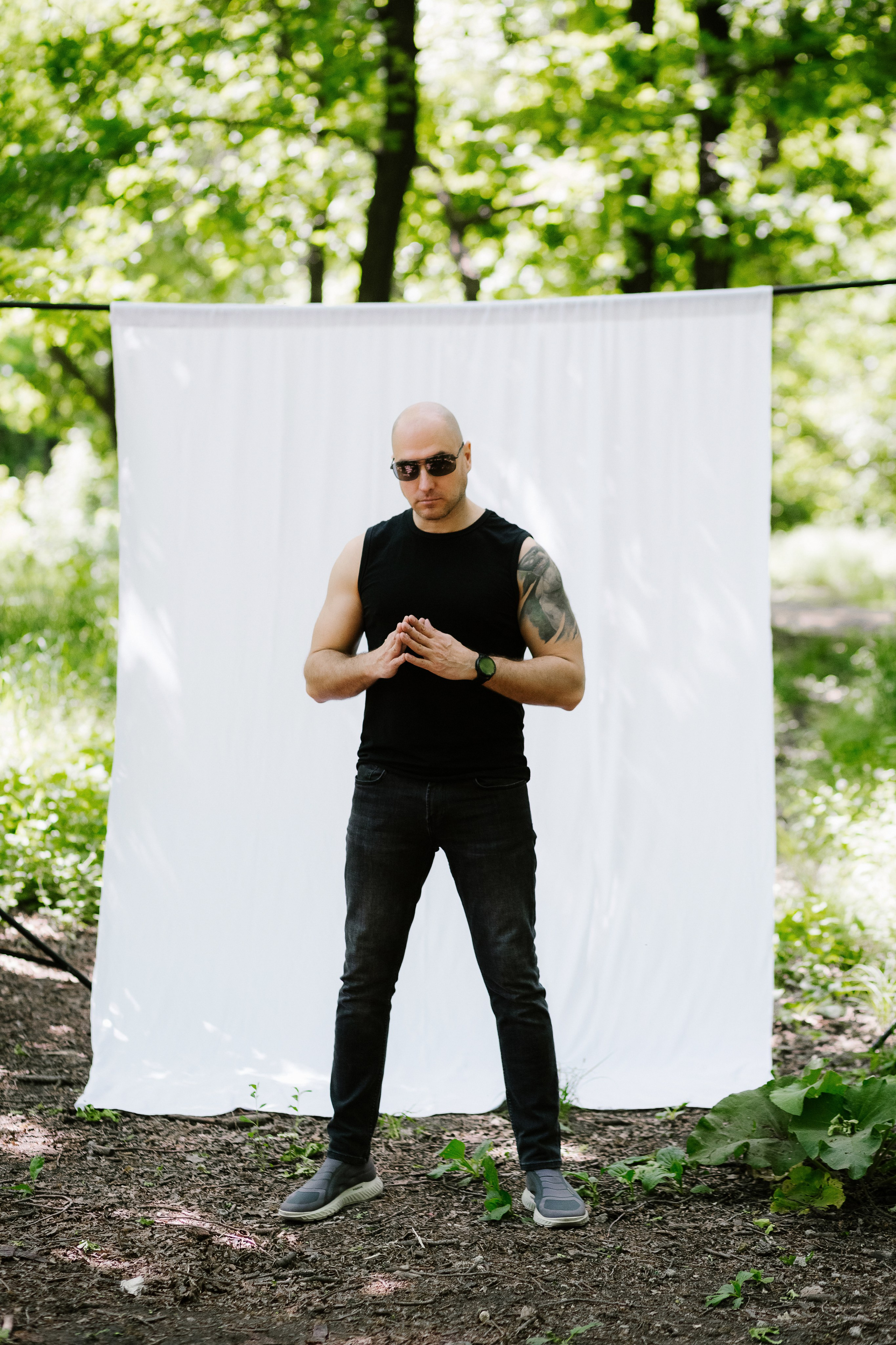 Ощущение леса в городе! Портреты на Белом Фоне в Дубках Таганрога. Свадебный и семейный фотограф в Таганроге Бакарюк Антон