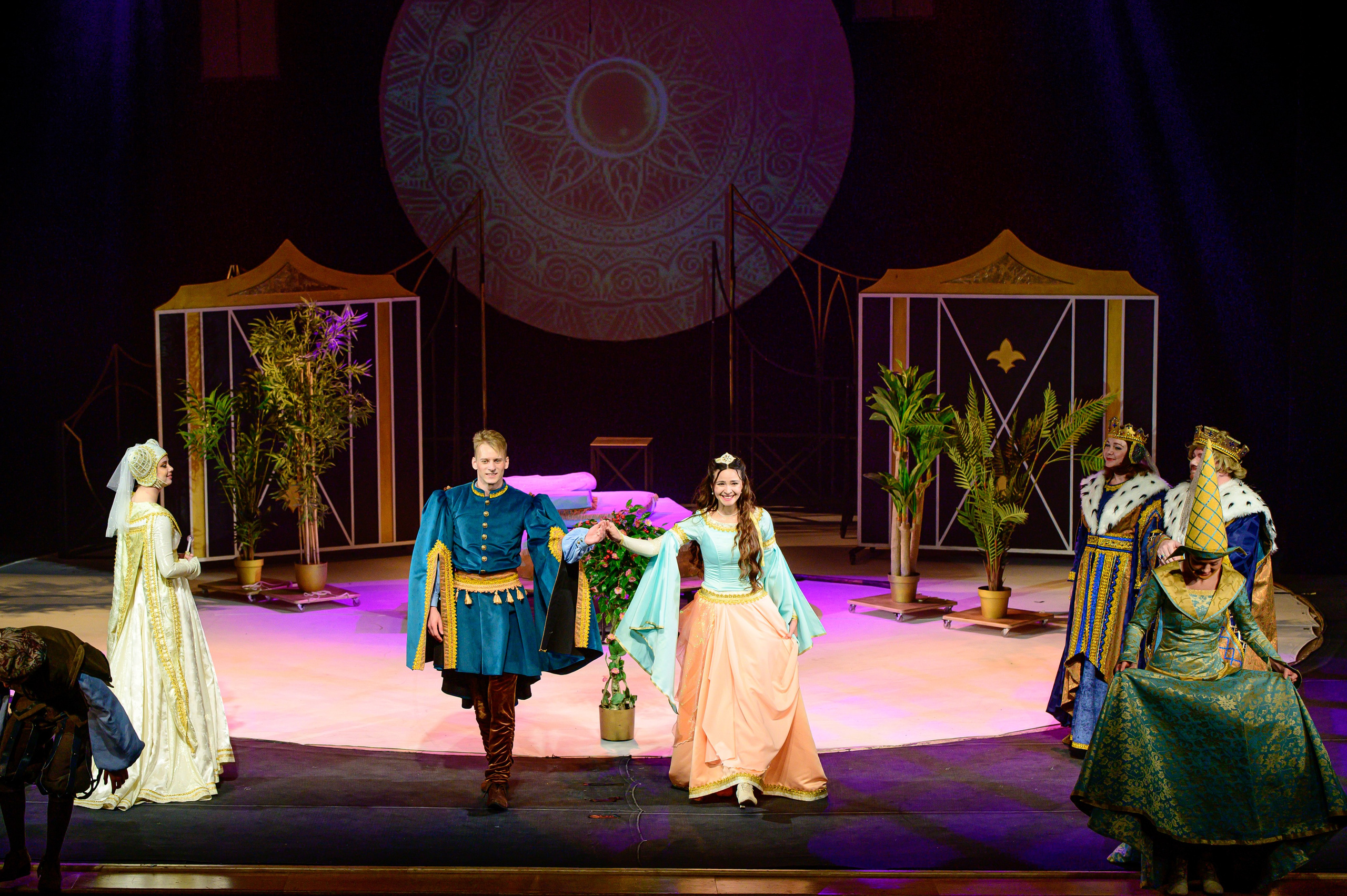 Детский спектакль @bgm_teatr «Спящая красавица ". Фотоуслуги, услуги фотографа, фотографирование важных событий