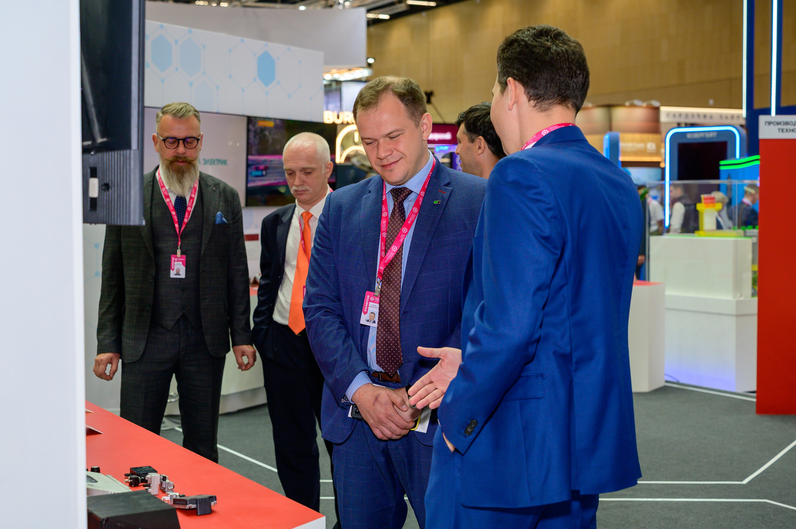 BigindustrialweekBelarus. Фотоуслуги, услуги фотографа, фотографирование важных событий