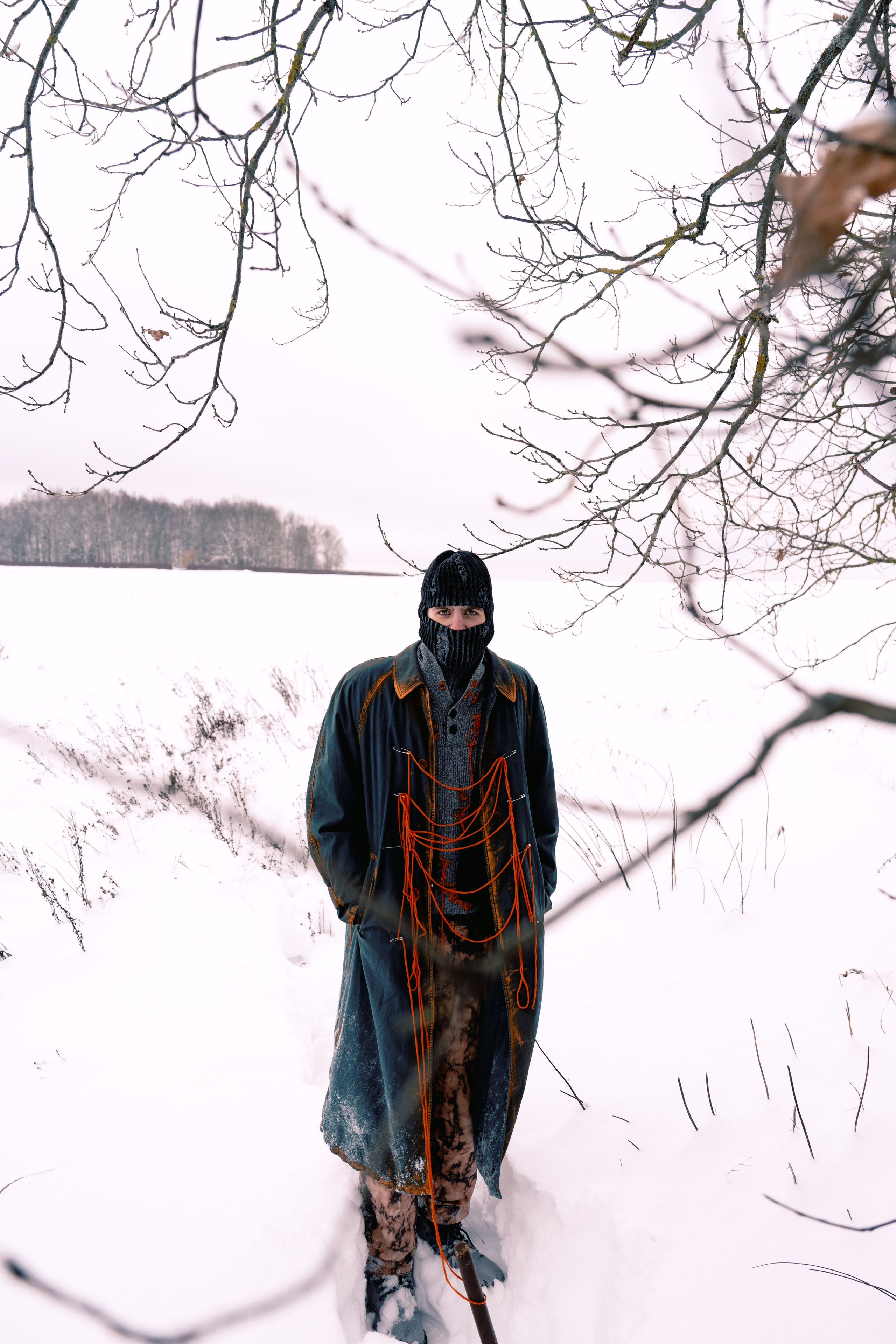 Loweliness. Backstage. @tomrus: Рустам Шагиморданов — фотограф