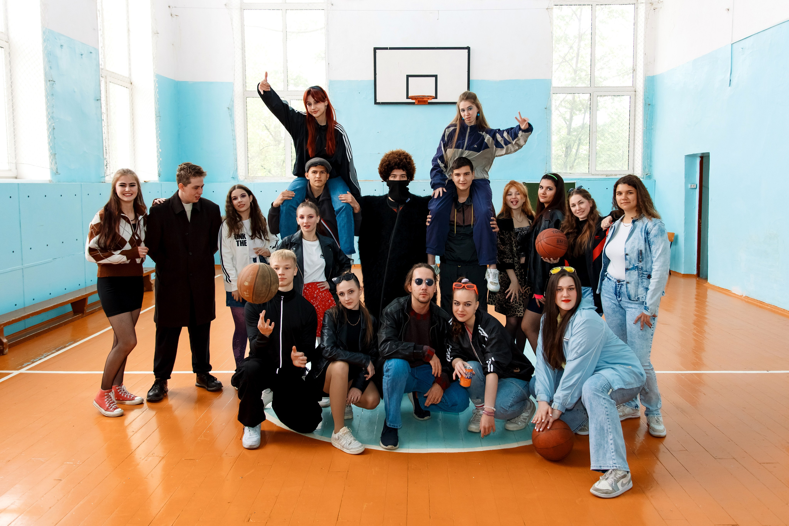 11 класс день не послушания в школе. Фотограф Любовь Корниенко, Примоский край