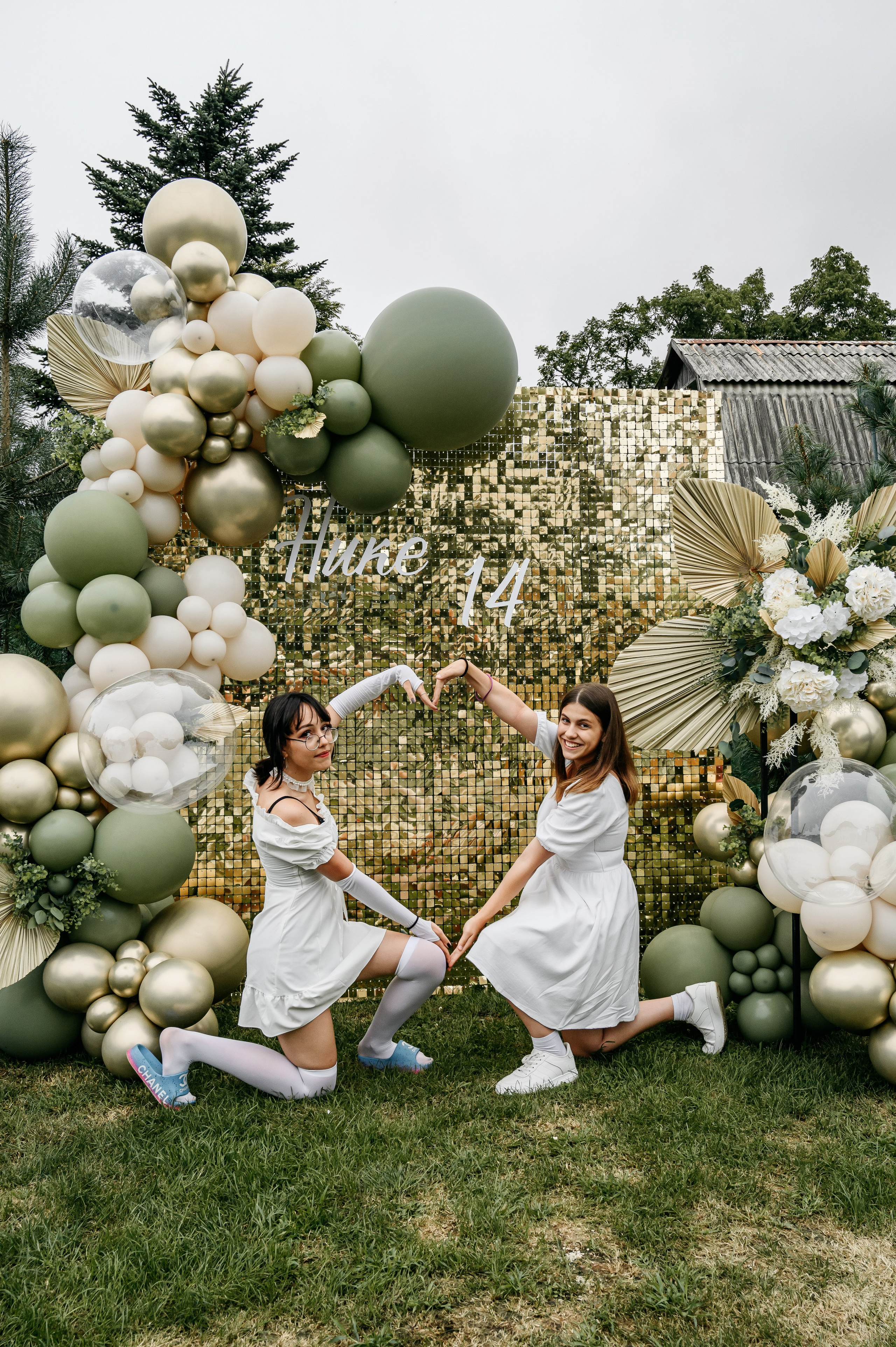 Ника. Пенная вечеринка с бассейном. Фотограф Владивосток. Игорь Кирсанов