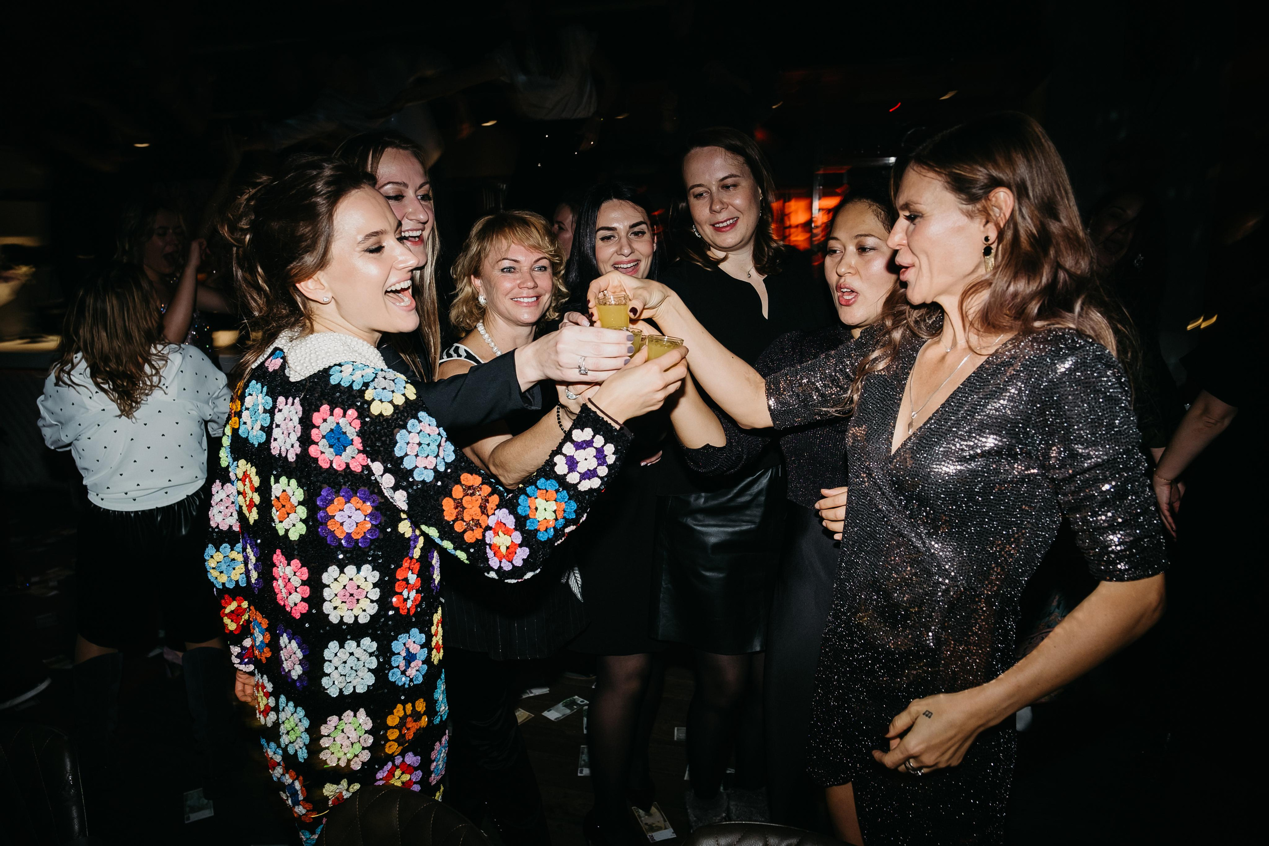 Жаркий день рождения в Балагане. Свадебный фотограф в Москве