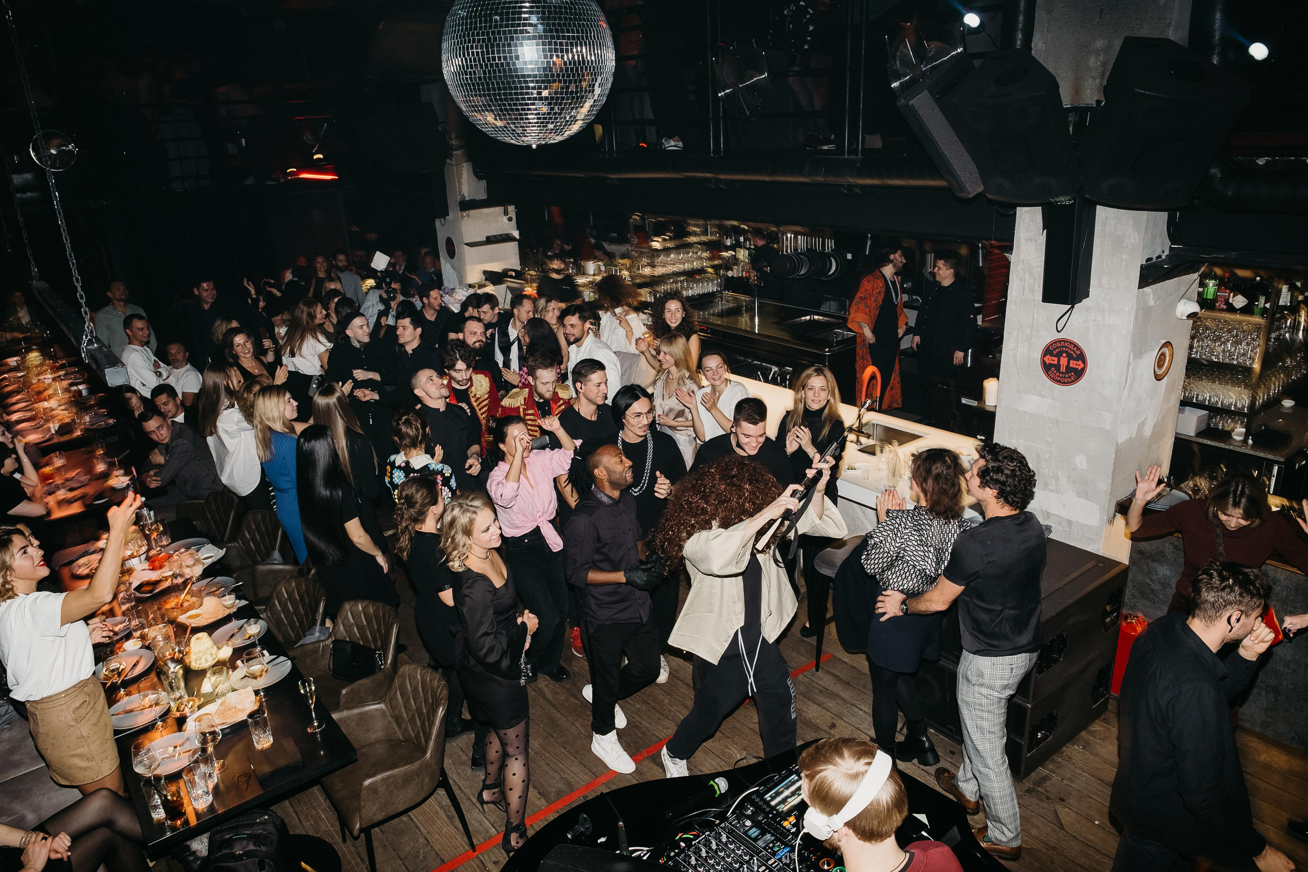 Жаркий день рождения в Балагане. Свадебный фотограф в Москве