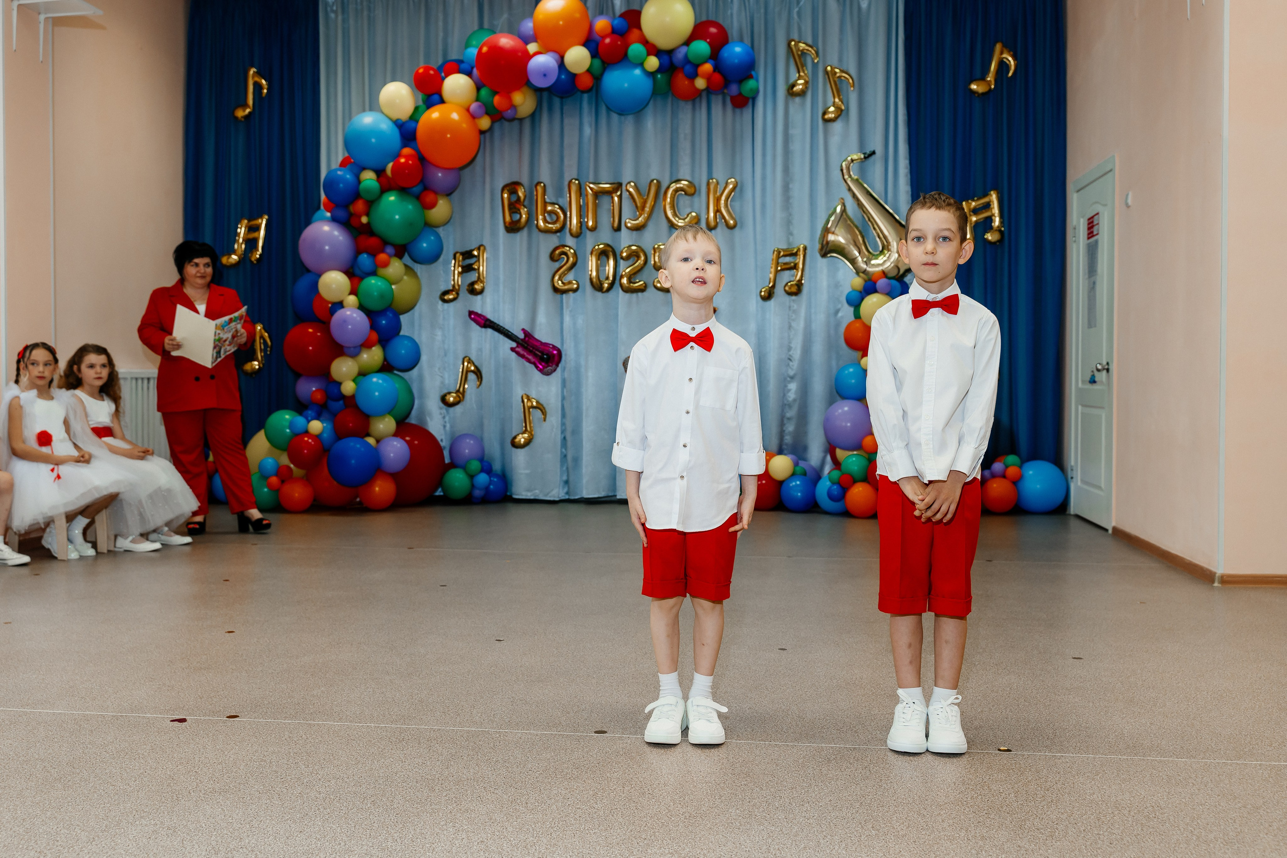 Репортаж с выпускного. Пример 3. Фотограф Ким Наталья в Красноярске