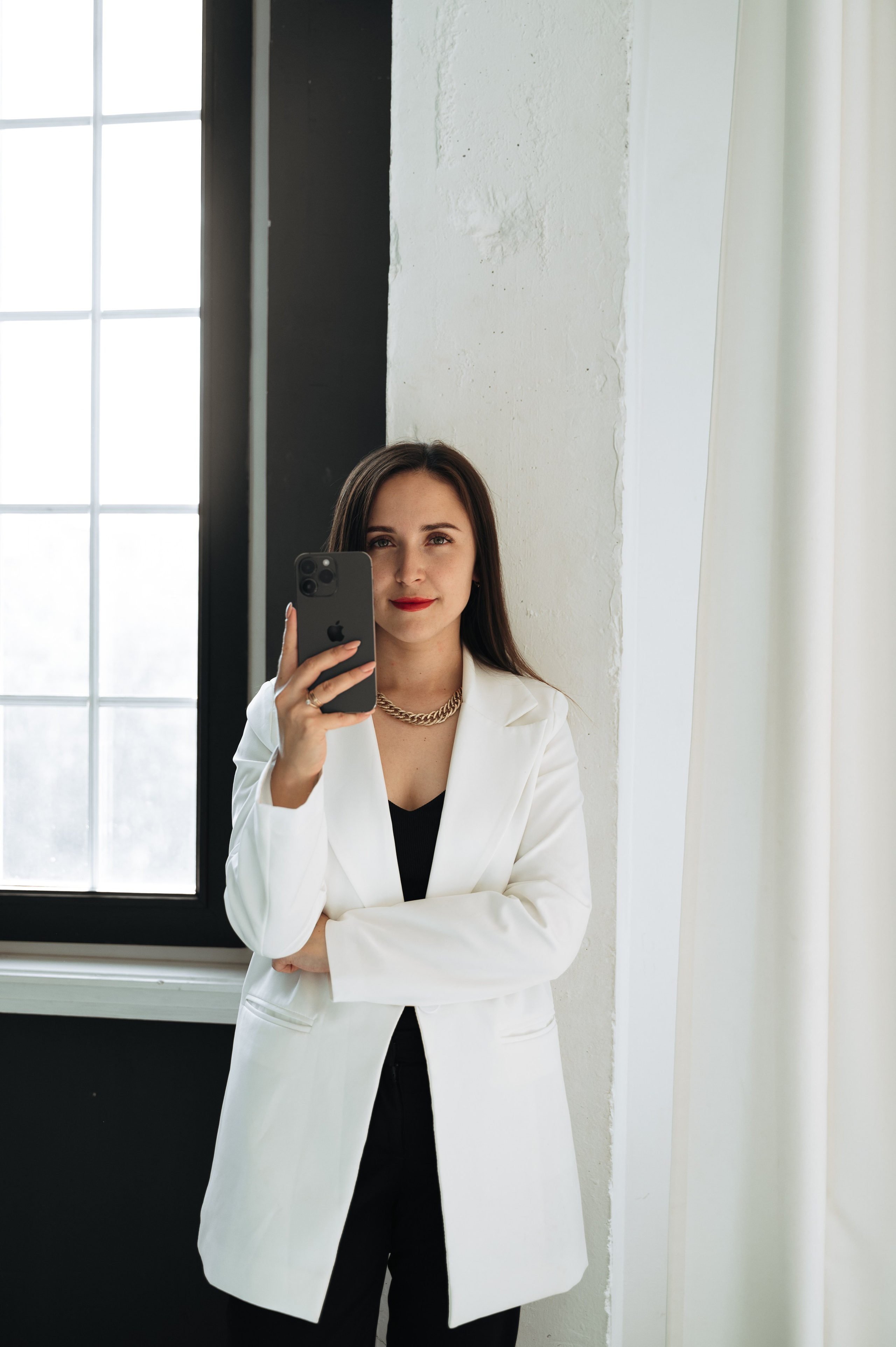 Надя — мастер по перманентному макияжу. Портретный и семейный фотограф в Екатеринбурге Мария Чахеева