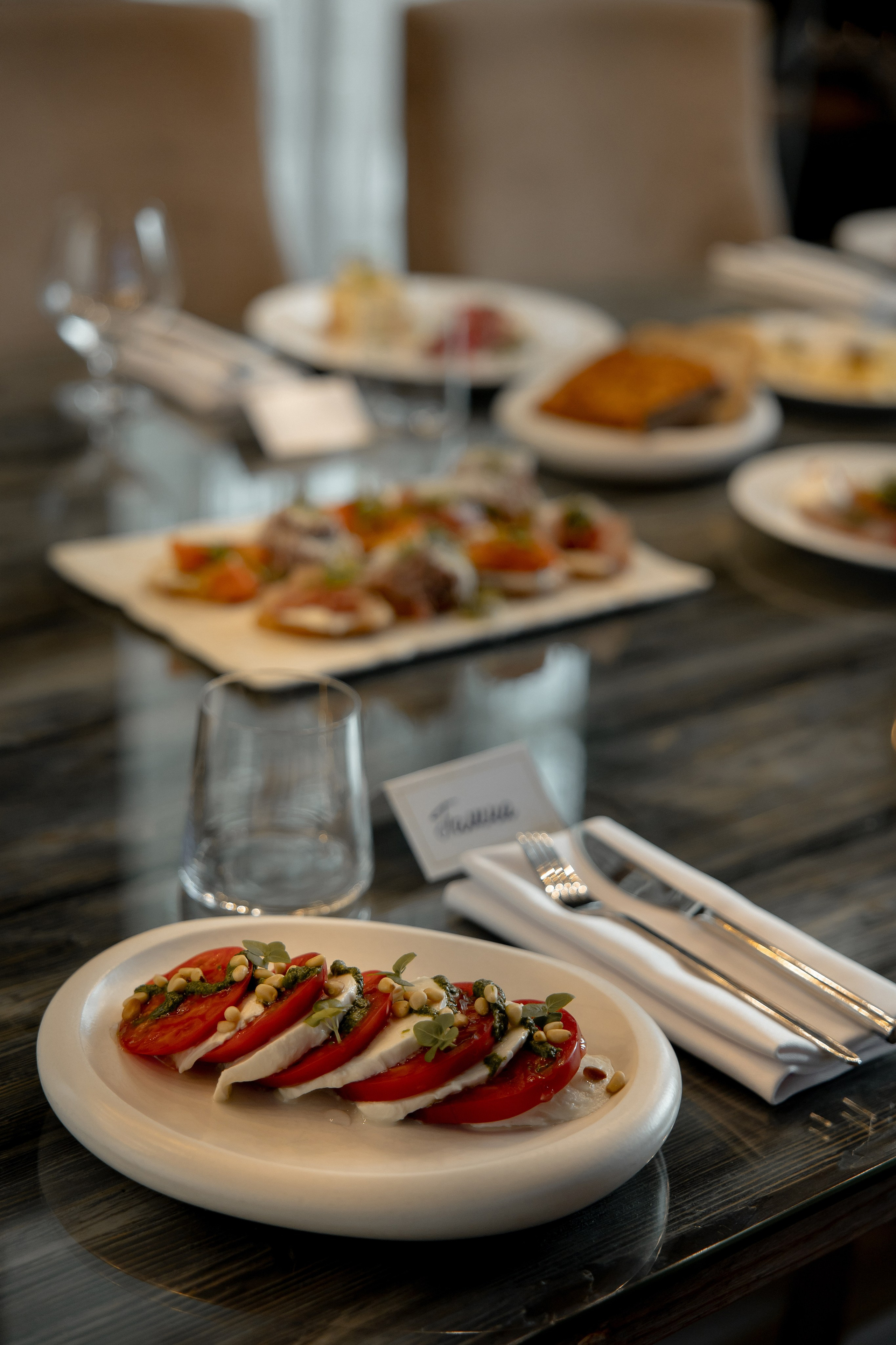 Камерная свадьба Ярослава и Алины. Свадебный фотограф Ксения Трухина в Нижнем Новгороде и Москве