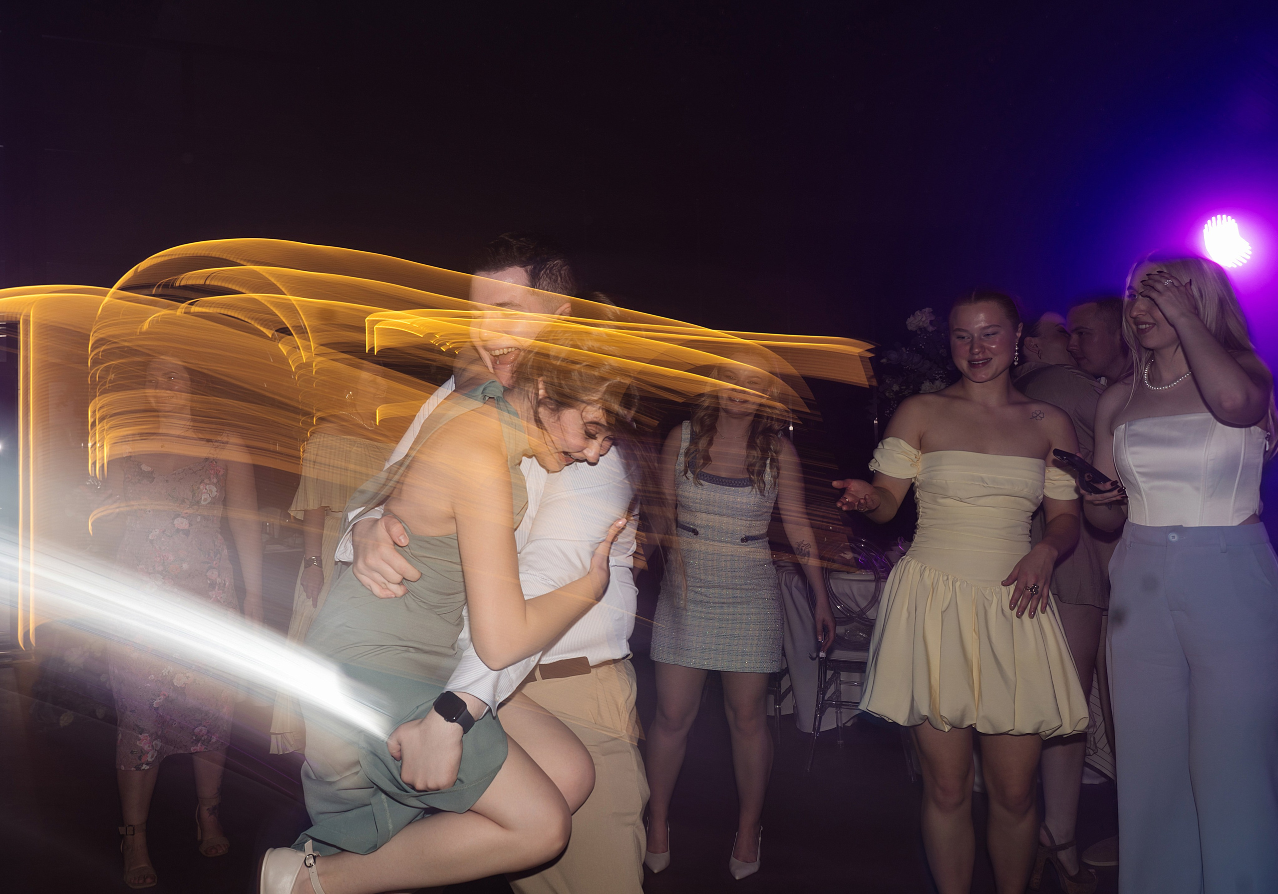 Иван и Изабелла «Веранда Отрадное». Свадебный фотограф