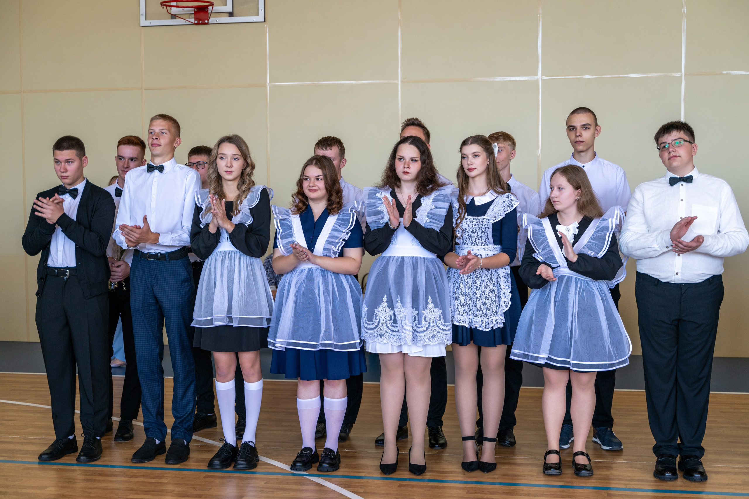 1 Сентября газопроводская школа 11 класс. Фотограф самых запоминающихся моментов Вашей жизни