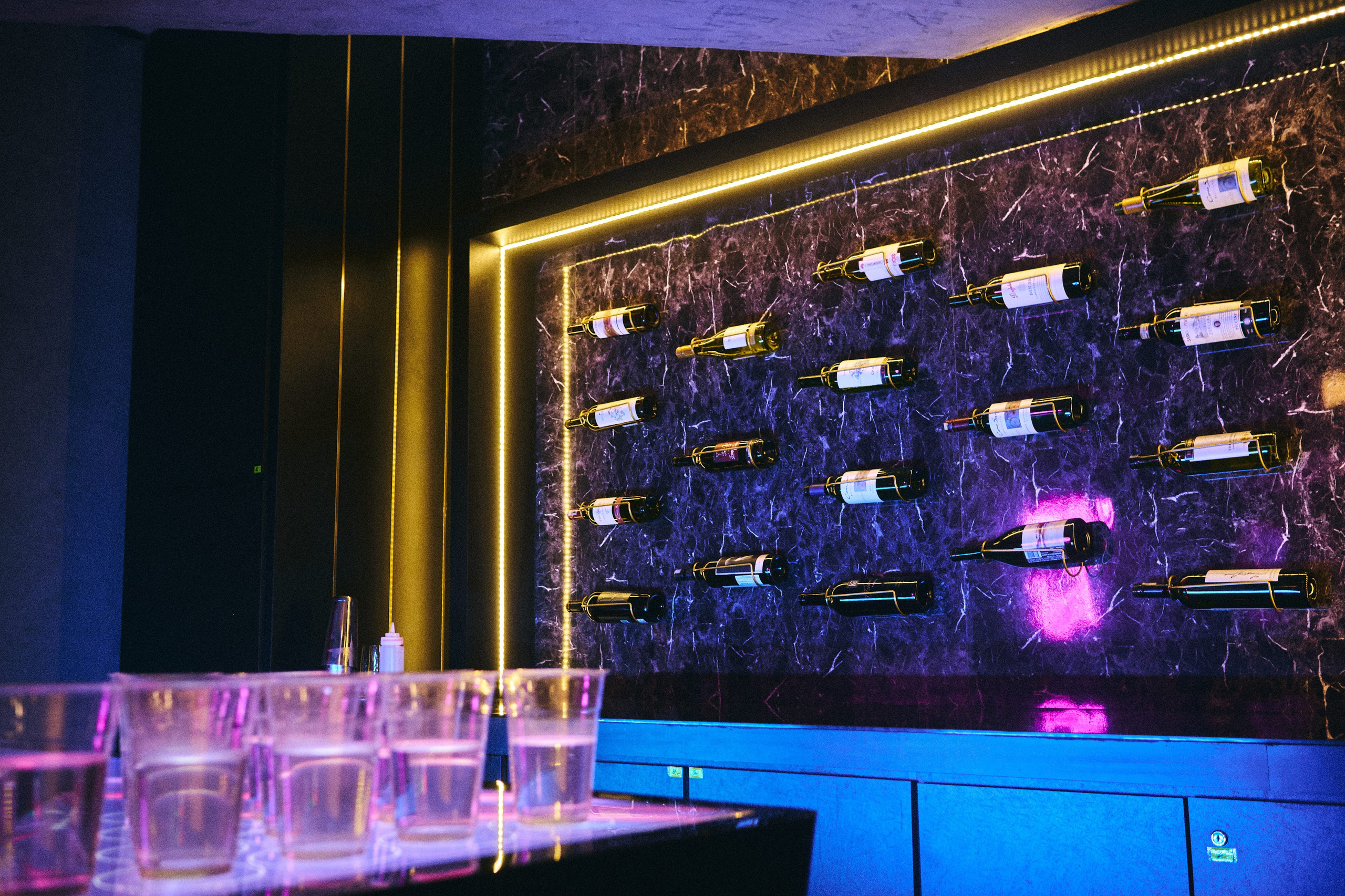 Lavender Mansion. See the moment and catche. commercial and reportage