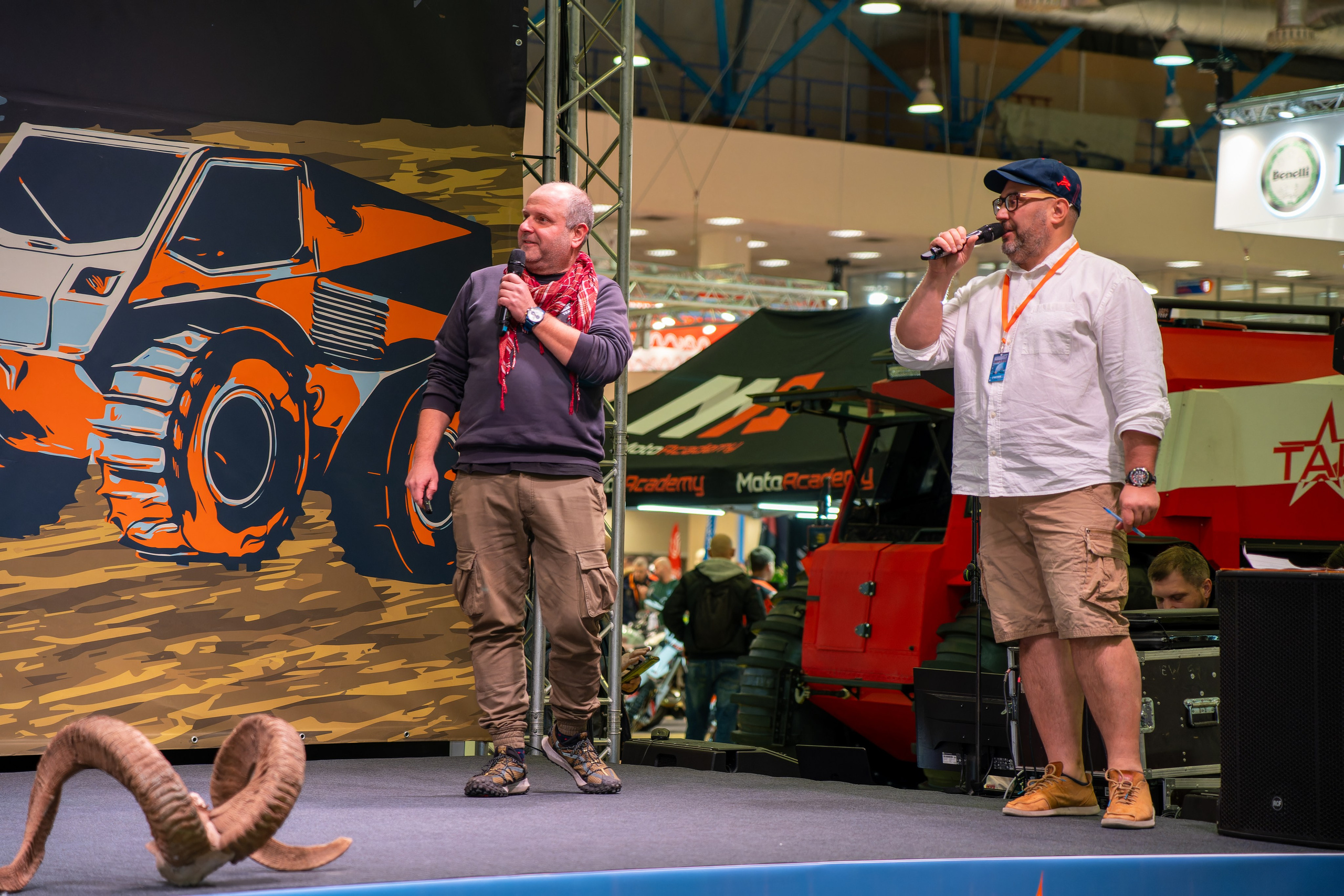 Прогулка по выставке Поехали 2023. «Студия DRONAVT`s» — видеосъёмка и фотография г. Москва