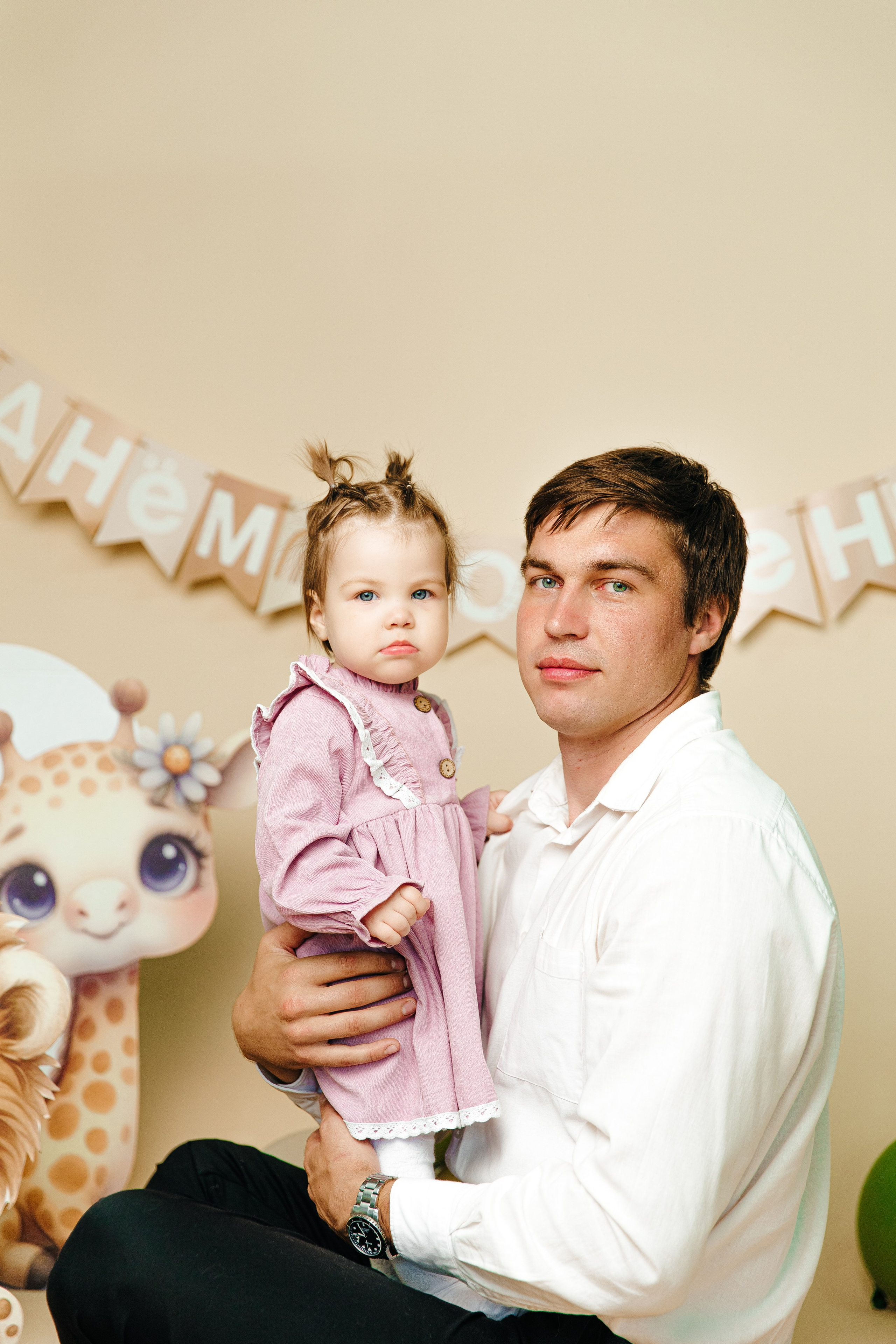 Варюше 1 годик. Свадебный фотограф Кропоткин Краснодар