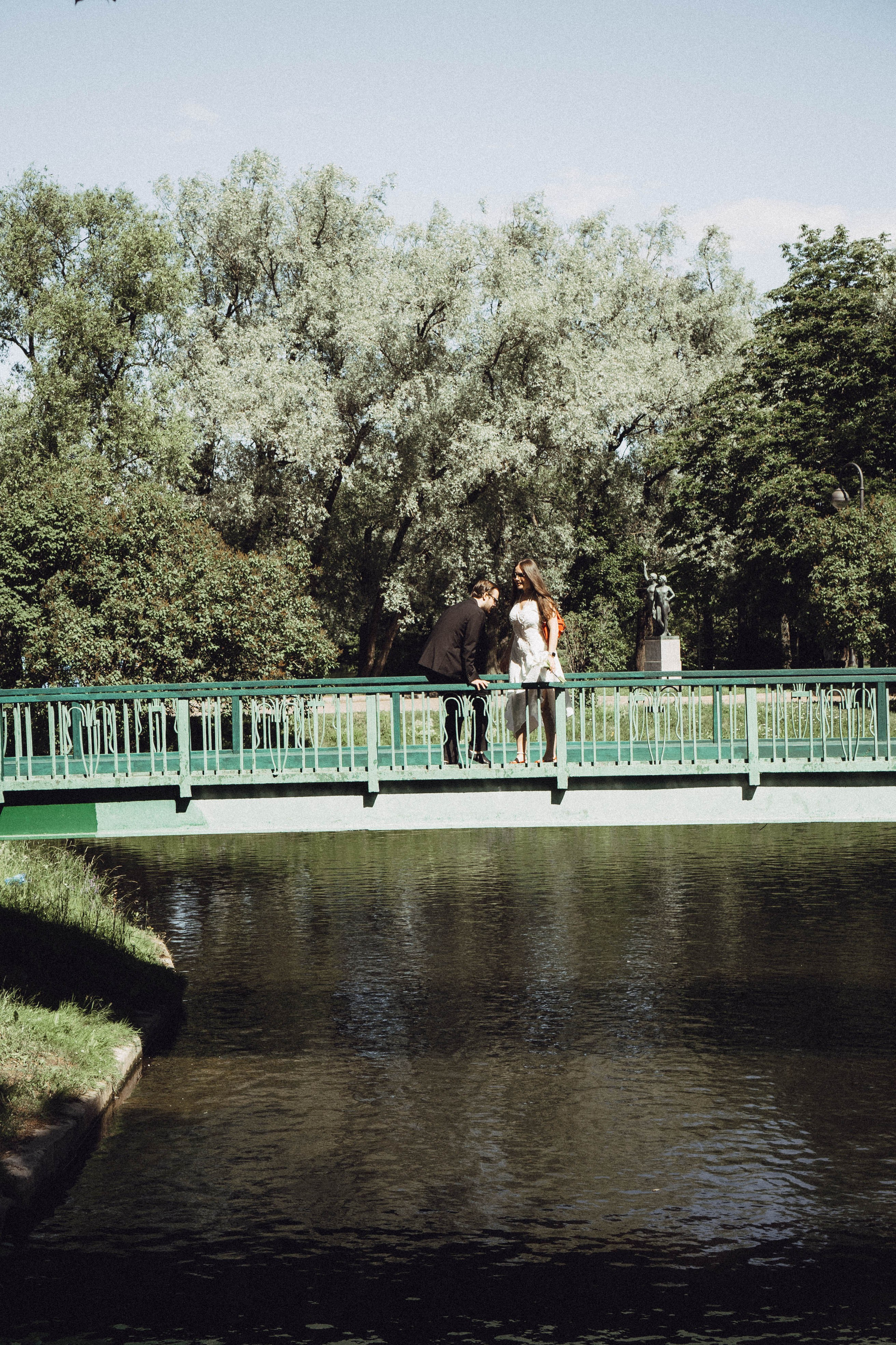 СВАДЕБНАЯ СЬЕМКА В ПАРКЕ ПОБЕДЫ И ПРОГУЛКА ПО МОСКОВСКОМУ ПРОСПЕКТУ. Профессиональный фотограф, Санкт-Петербург — Виктория Богомолова