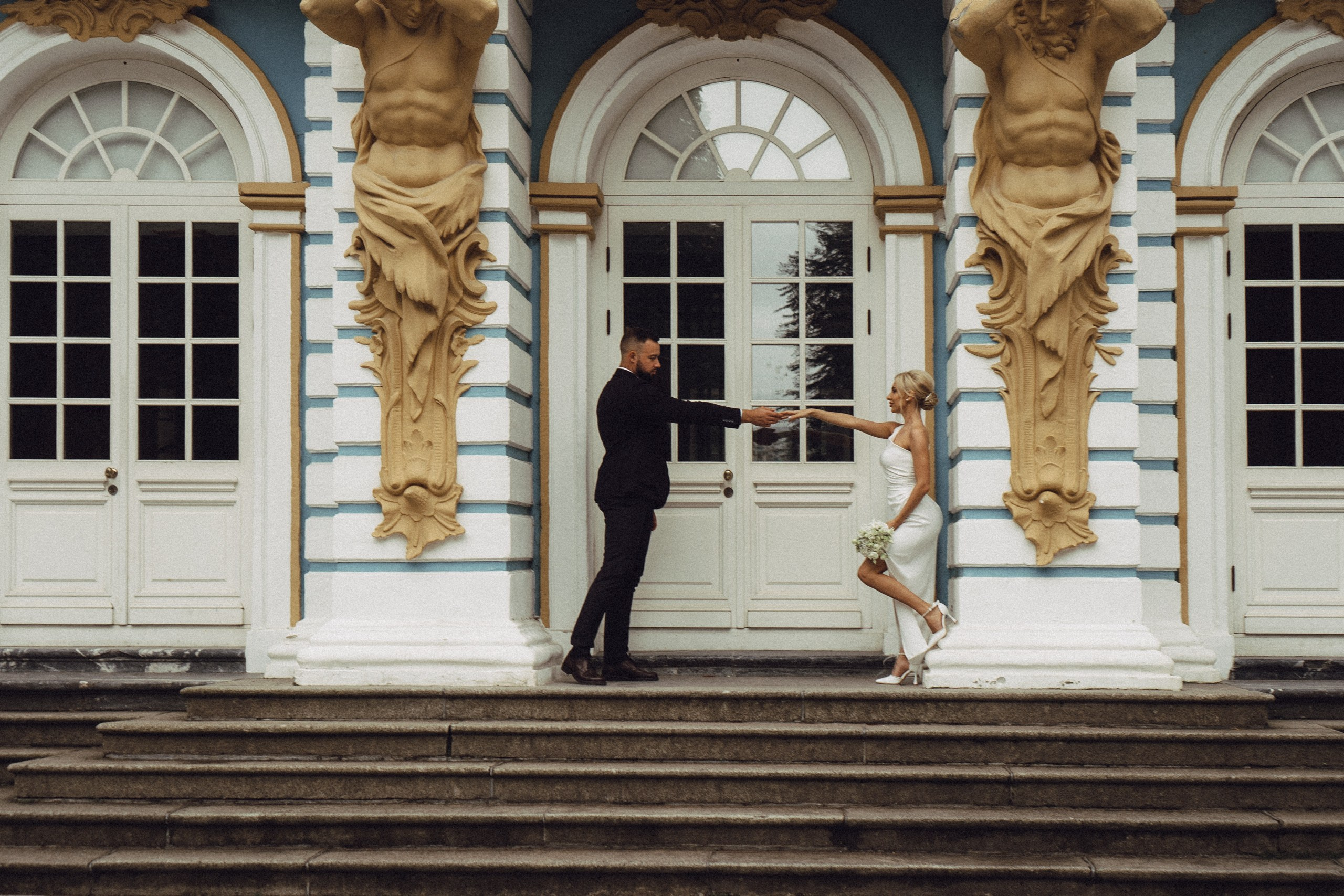 СВАДЕБНАЯ ИСТОРИЯ В ГОРОДЕ ПУШКИН ВОЗЛЕ ЕКАТЕРИНИНСКОГО ДВОРЦА И В ПАРКЕ. Профессиональный фотограф, Санкт-Петербург — Виктория Богомолова