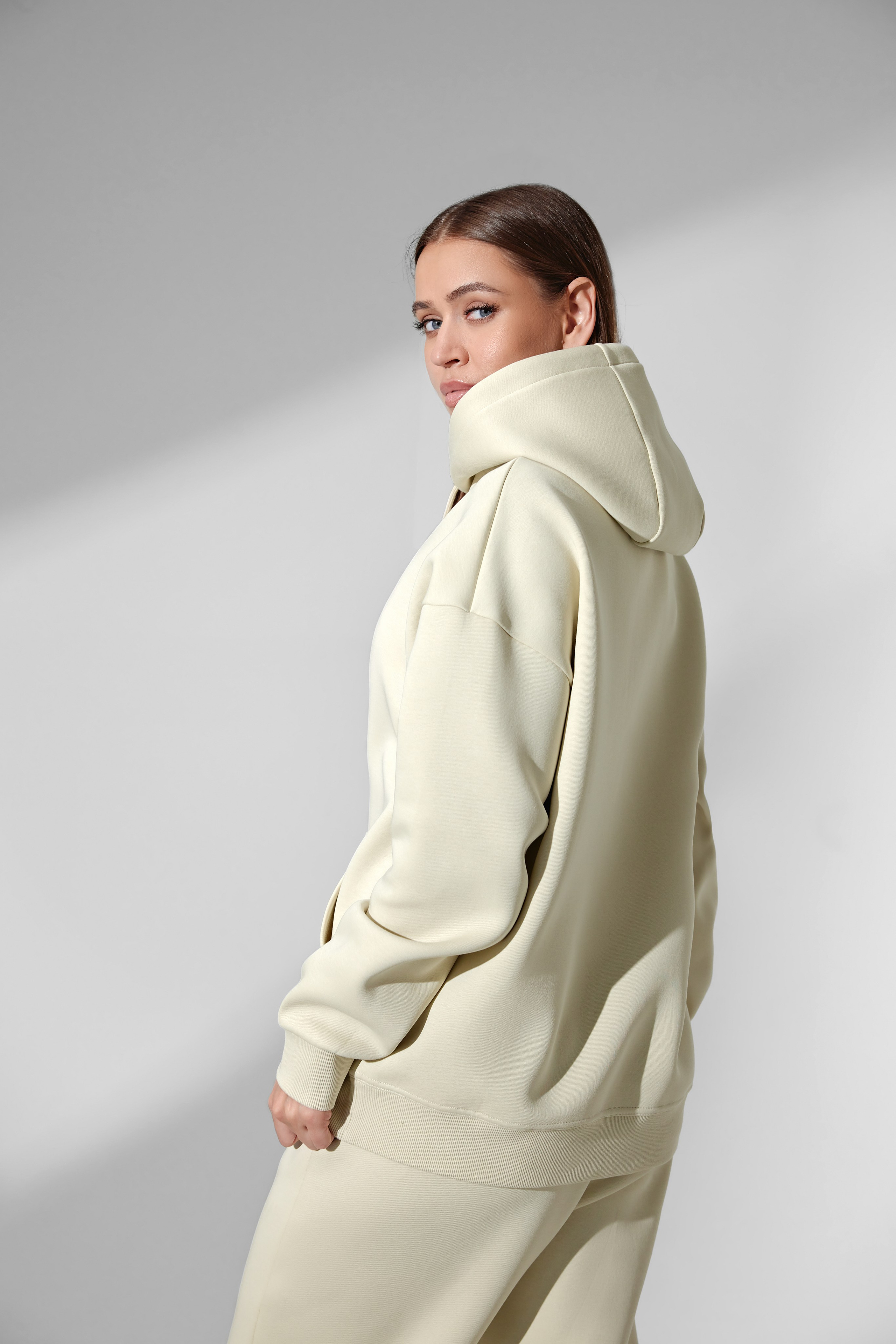 Создание каталога для бренда одежды Enjoy. Антон Артюшин, портретный фотограф. Москва