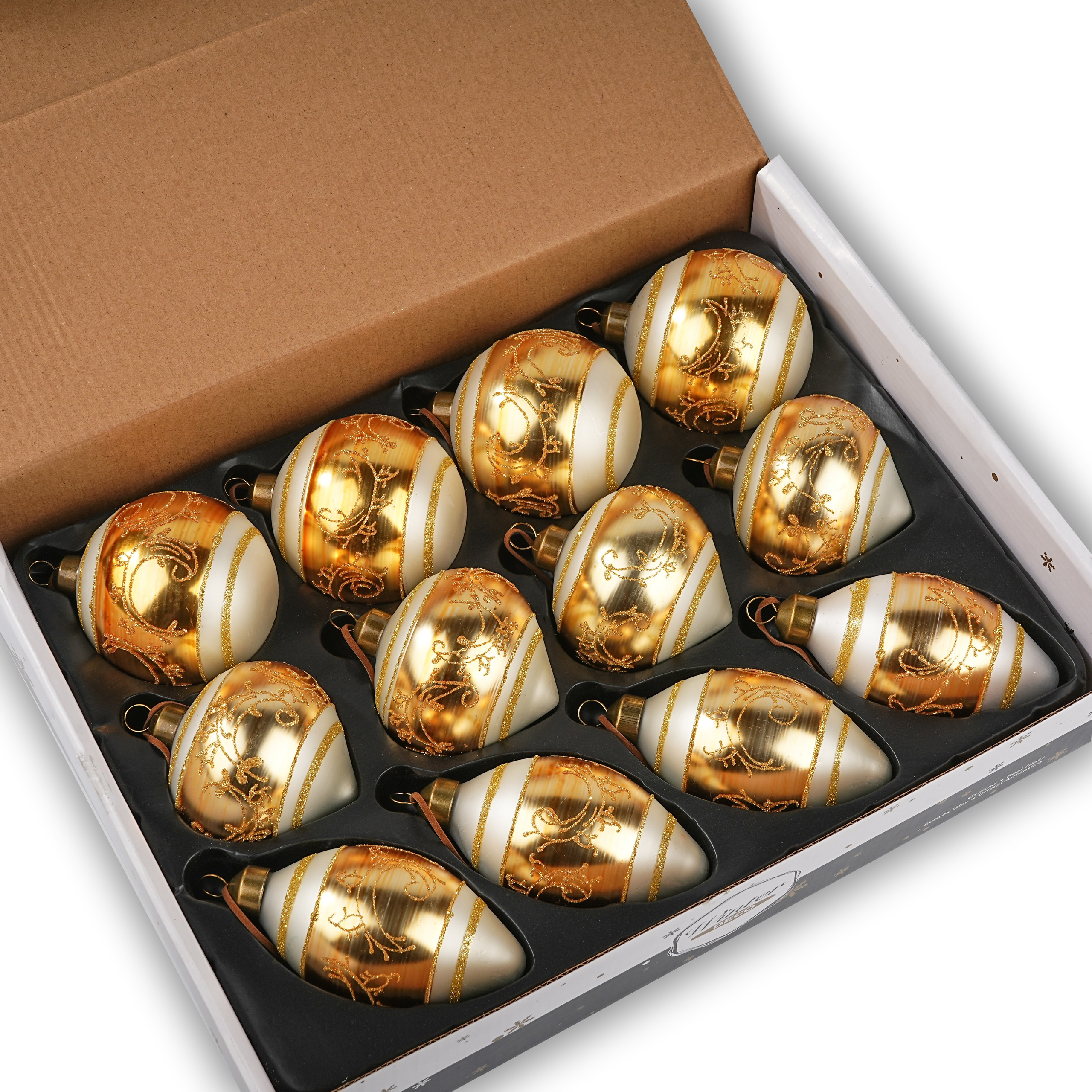 Елочные игрушки и шары. Профессиональный фотограф в Москве и МО