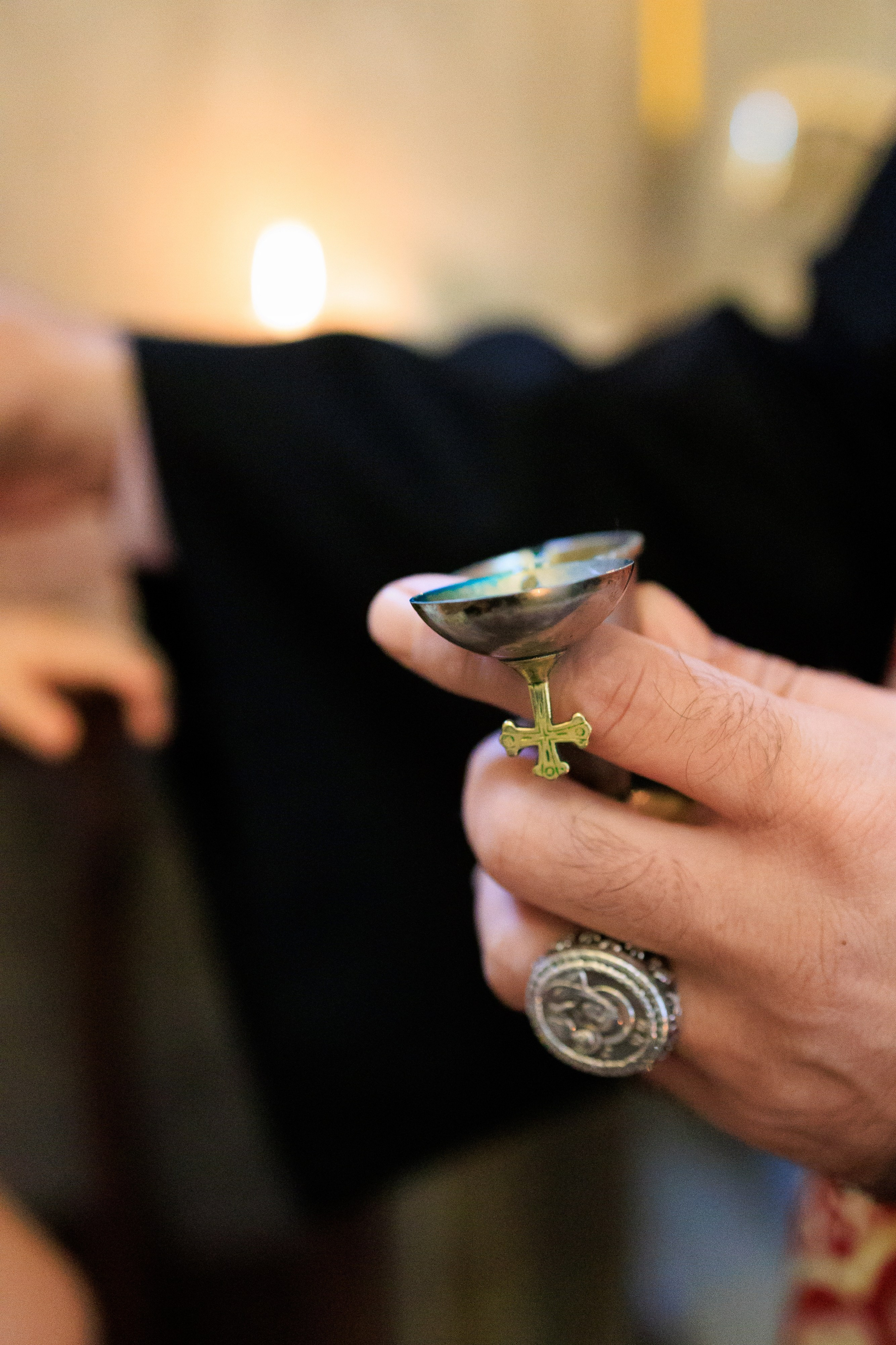 Фотосъёмка таинства крещения и крестин в городах Я фотограф снимающий венчания в городах Минеральные Воды, Пятигорск, Кисловодск, Ессентуки,. Репортажный и свадебный фотограф Пятигорск и КМВ