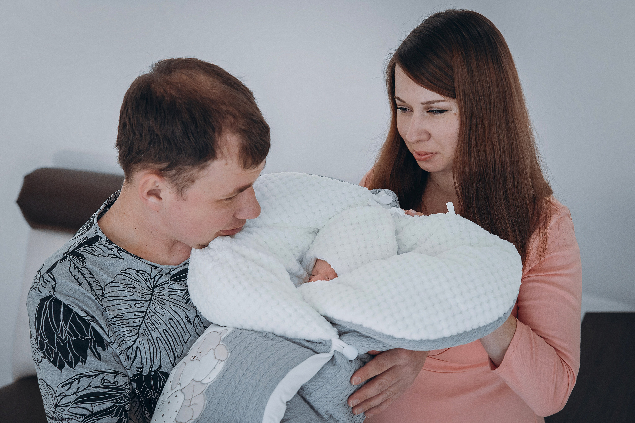Встреча из 3 роддома. Фотограф Newborn, семейный фотограф во Владивостоке Ольга Казакова