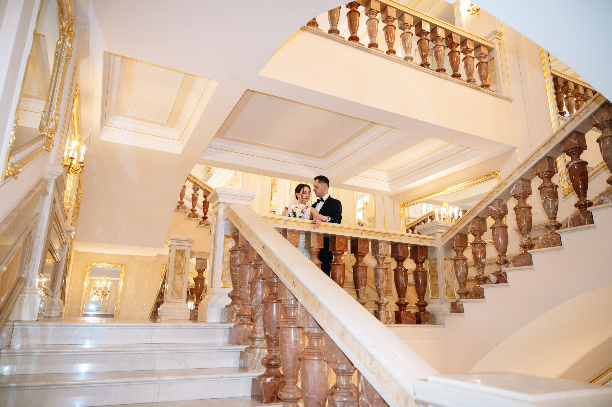 Лучшие места для свадебной съемки и прогулки в Москве. Часть 1. Свадебный видеограф в Москве Никонова Анна