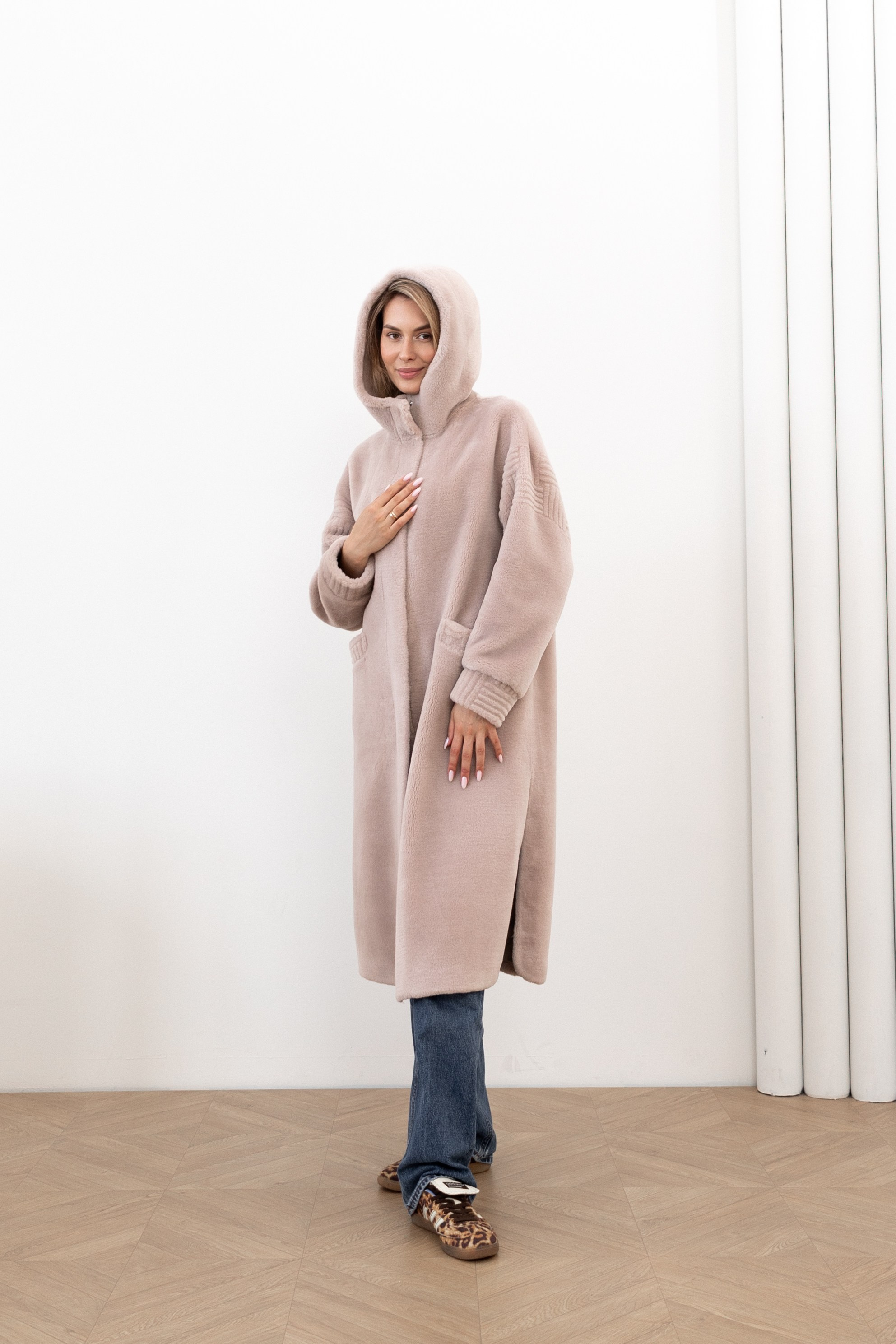 MY BEVERLY COAT — каталог. Фотограф для брендов в Санкт-Петербурге — Анита Вернер