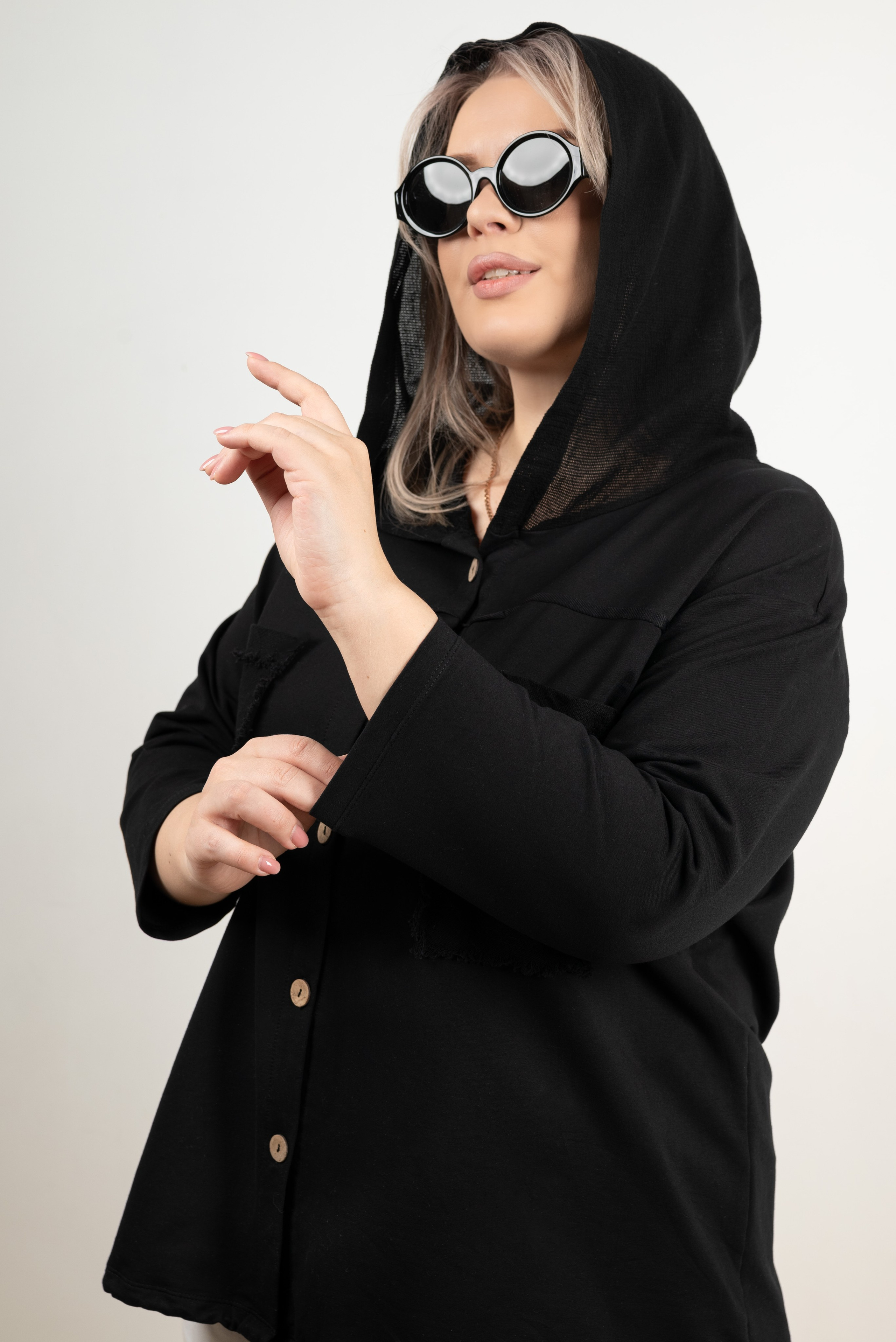 Футболки и костюмы plus size. Предметный фотограф, фото для маркетплейсов Пятигорск, КМВ