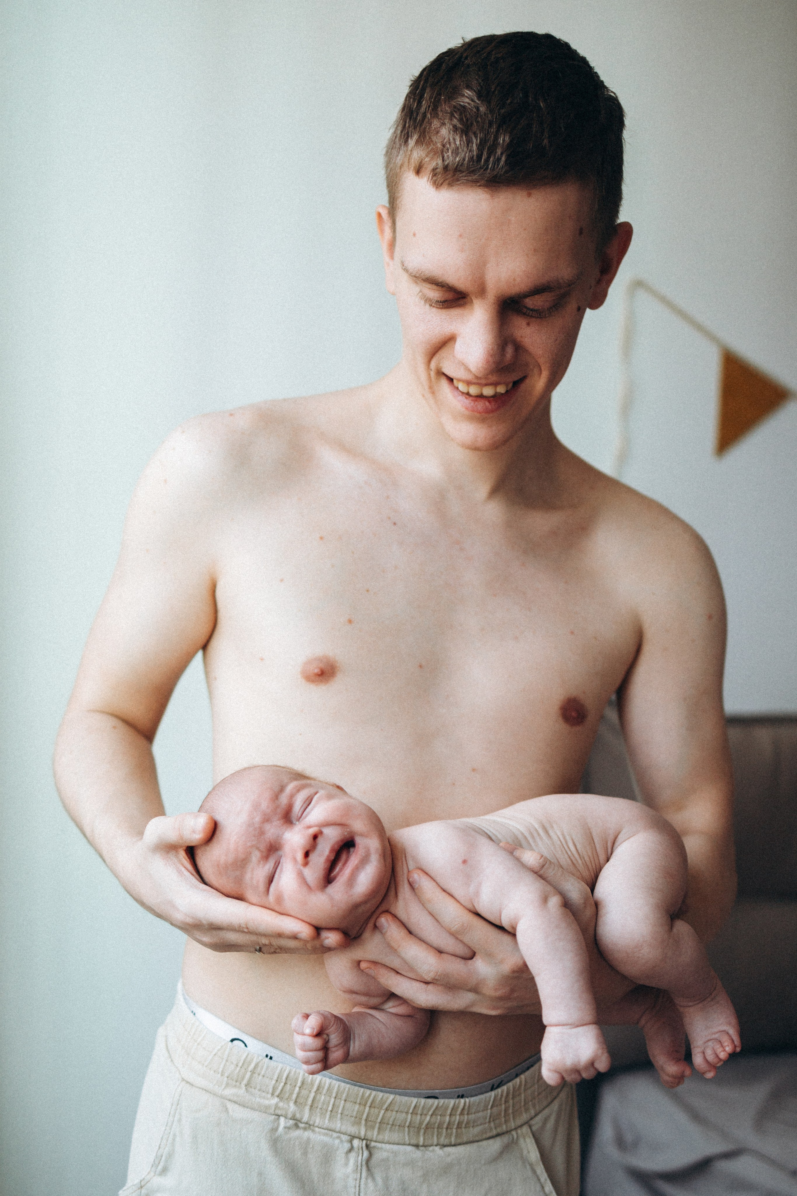 Ньюборн фотосессия дома — фотограф новорождённых в Москве