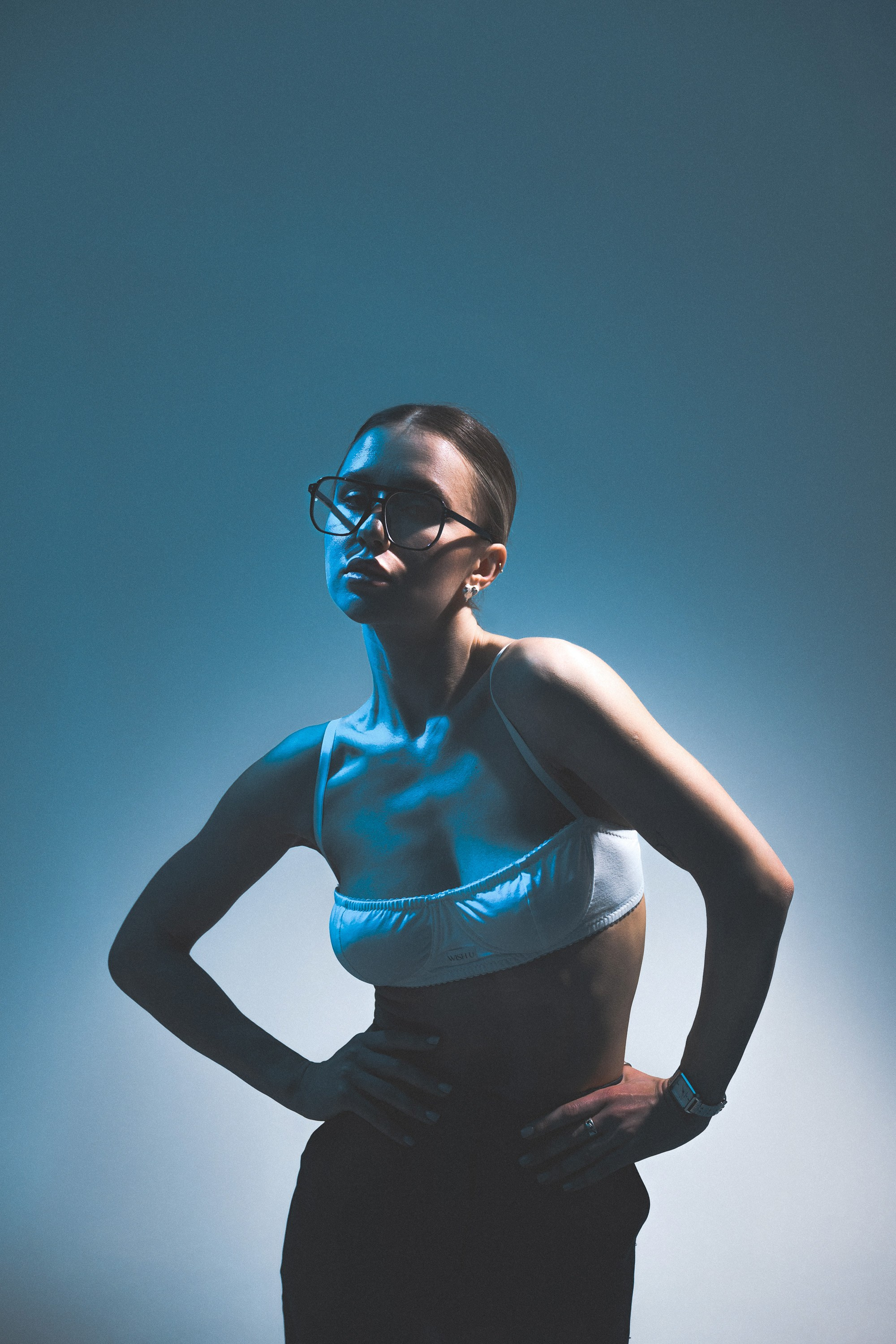 Студия. Максим Комаров — Профессиональный фотограф