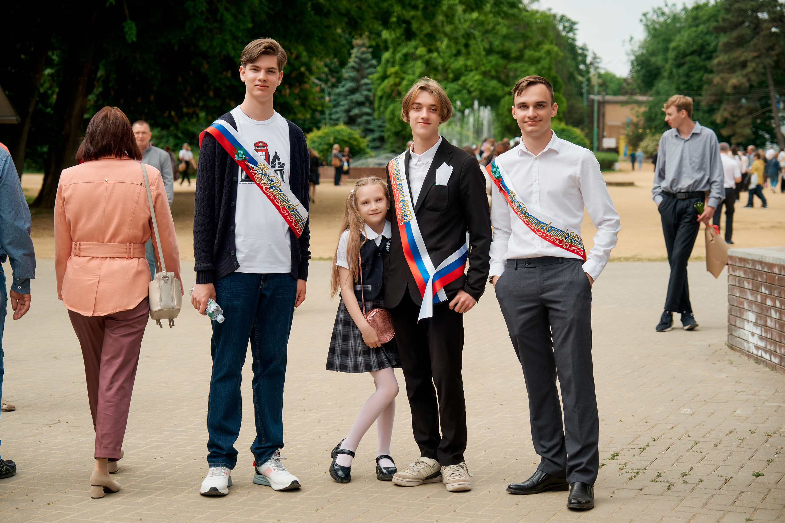 Последний звонок 11 класс. ТМОЛ. Фотограф Таганрог Анна Трайжон