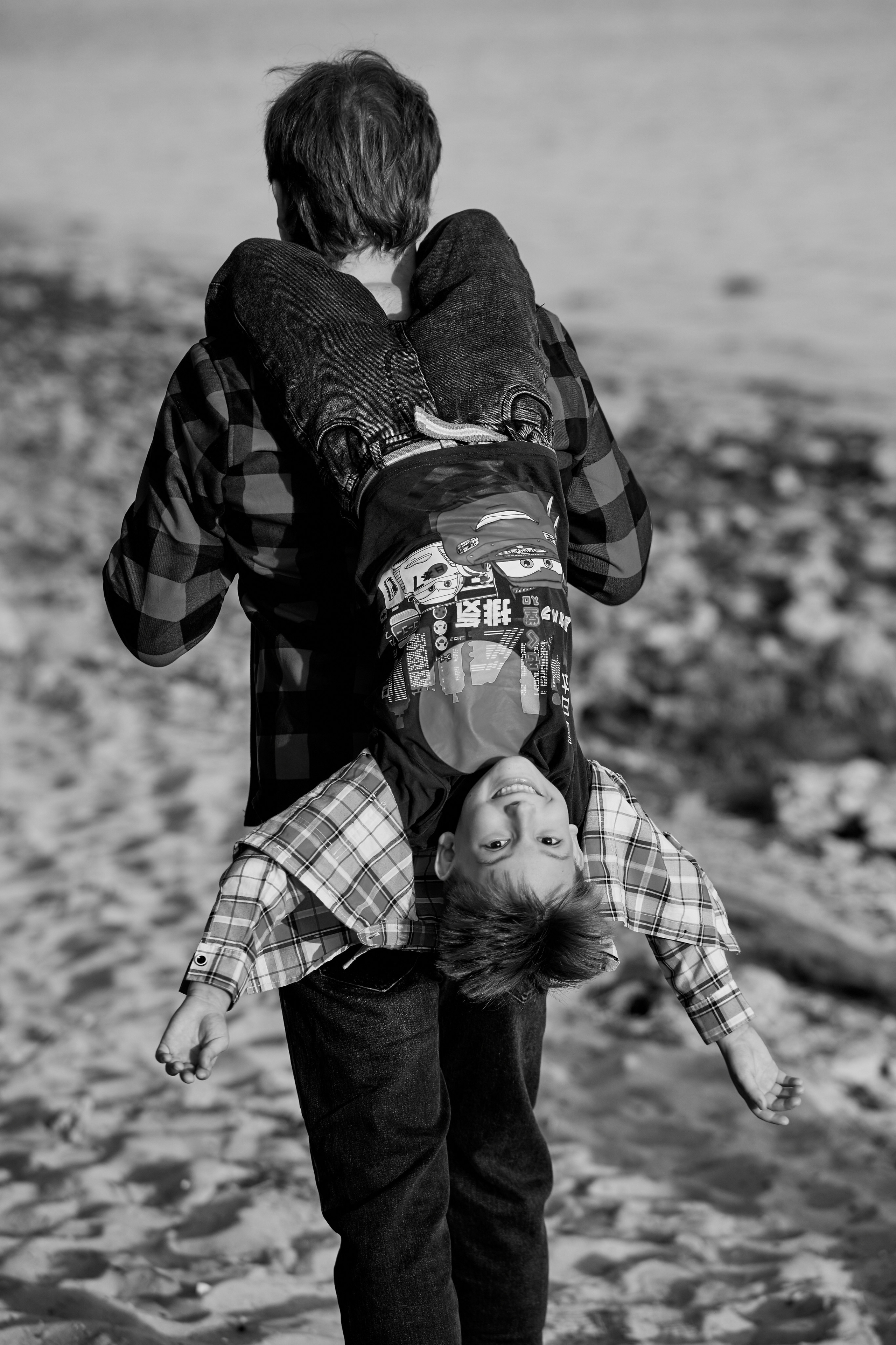 Семейная фотосессия в парке и у моря. Фотограф Таганрог Анна Трайжон